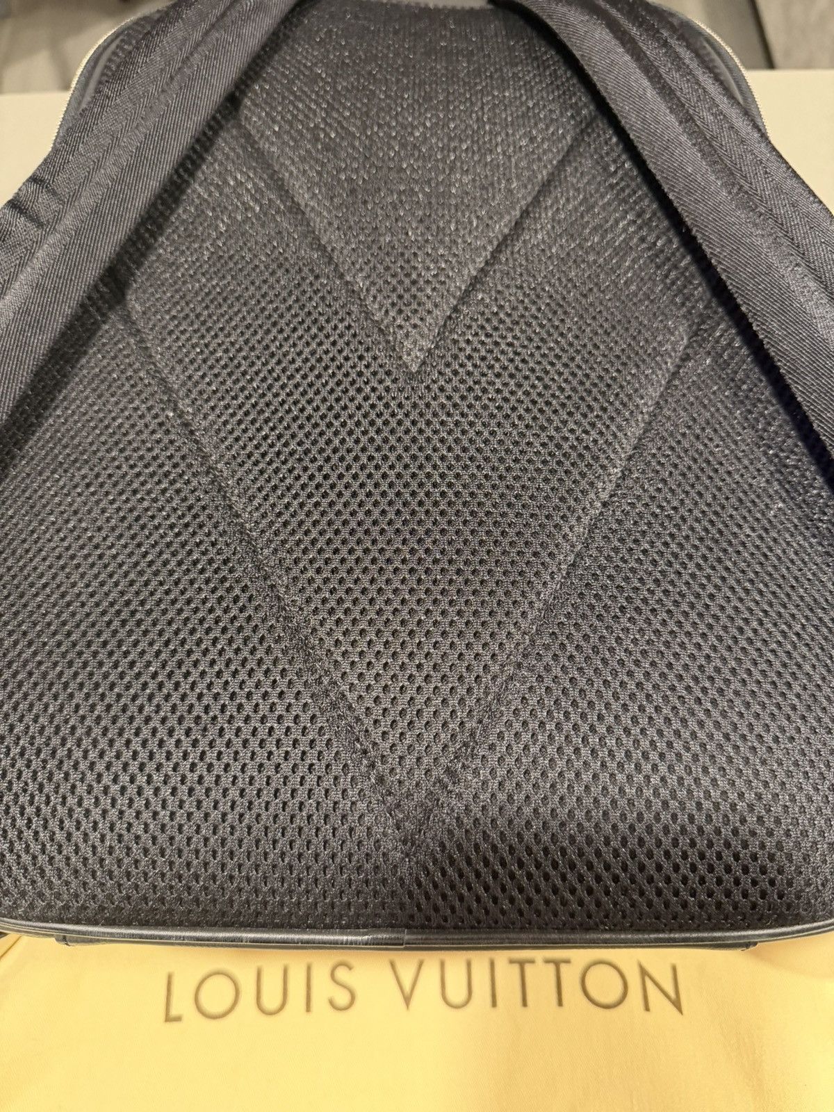 Louis Vuitton LOUIS VUITTON Michael NV2 Damier Infini Leather Backpack Size ONE SIZE - 15 Thumbnail