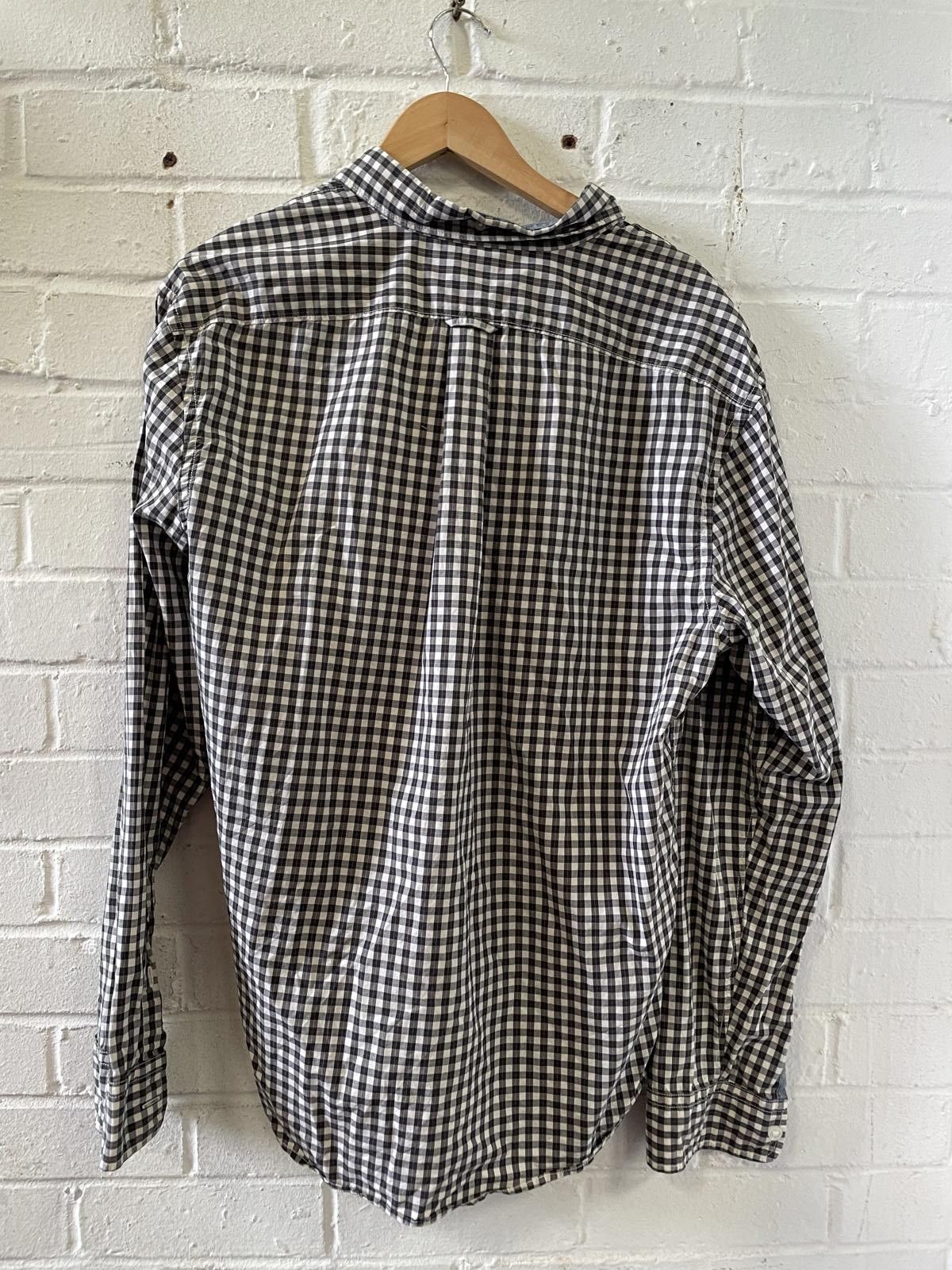 Gap Gap Men's Black and White Checkered Button-Up Shirt, Size L Size US L / EU 52-54 / 3 - 2 Thumbnail