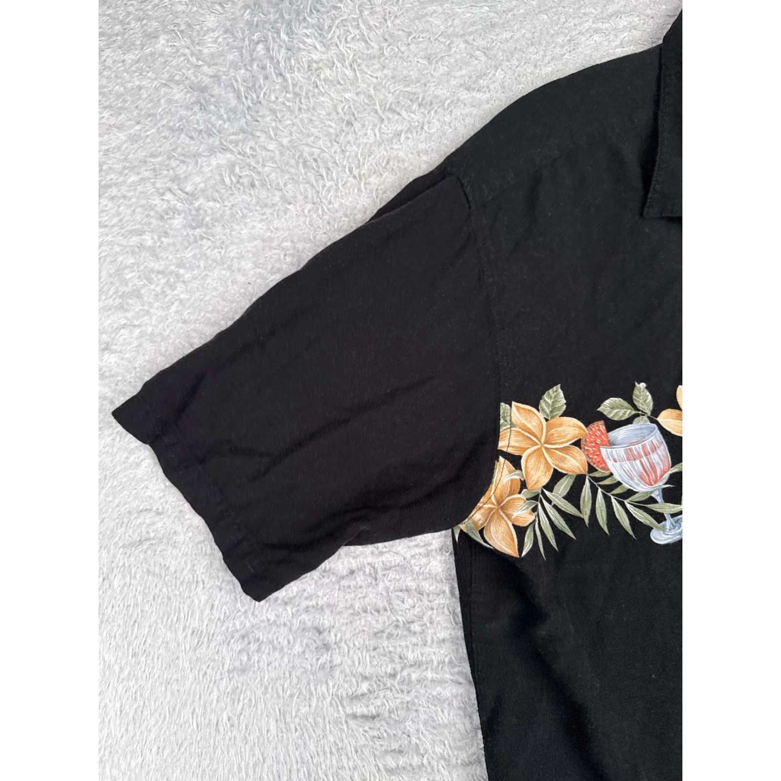 Basic Editions Basic Editions Shirt Men Medium Black Floral Cocktail 100% Rayon Hawaiian Button Size US M / EU 48-50 / 2 - 3 Thumbnail