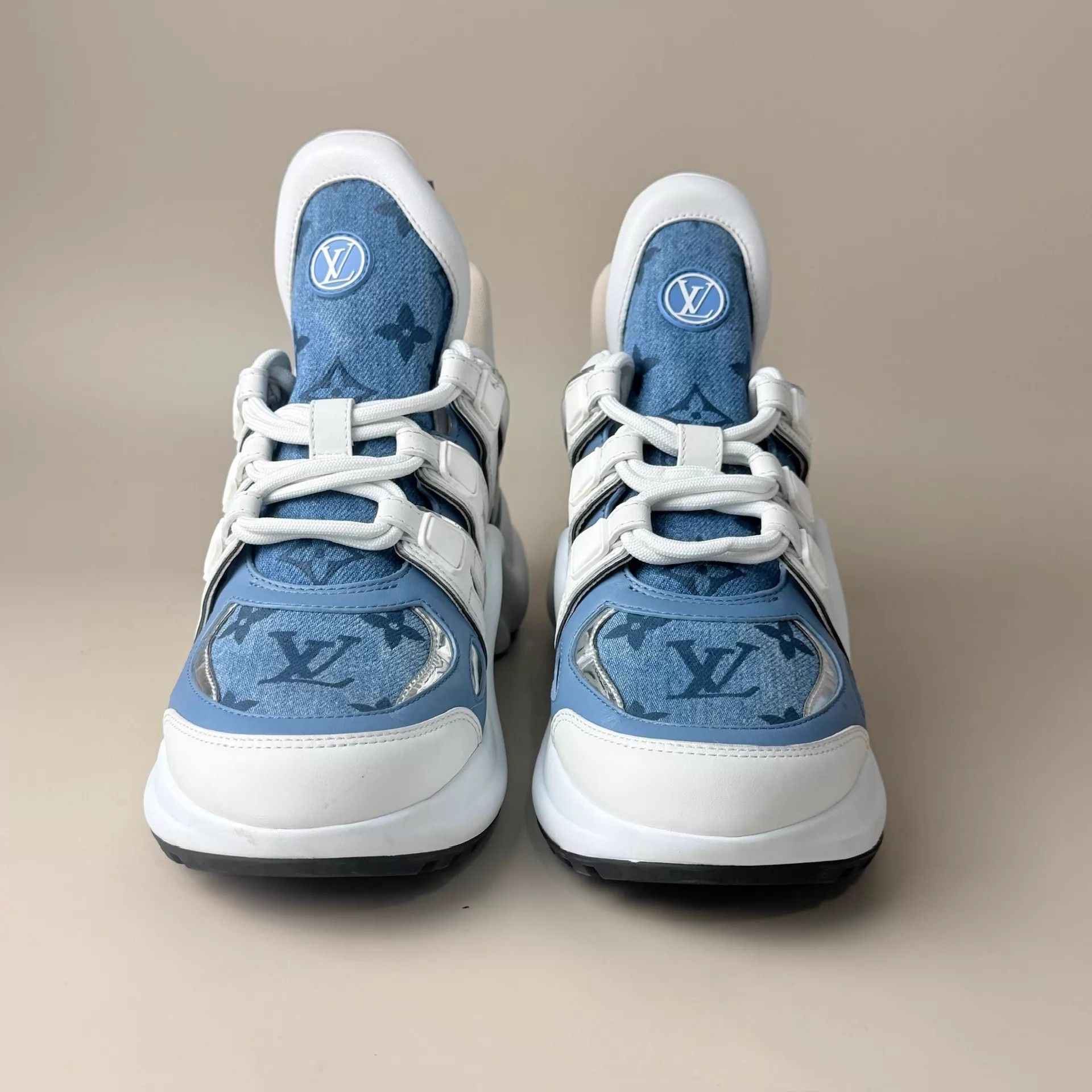 Louis Vuitton LV White Blue Denim Printed Arch Dad 35.5W Size US 5 / IT 35 - 2 Thumbnail