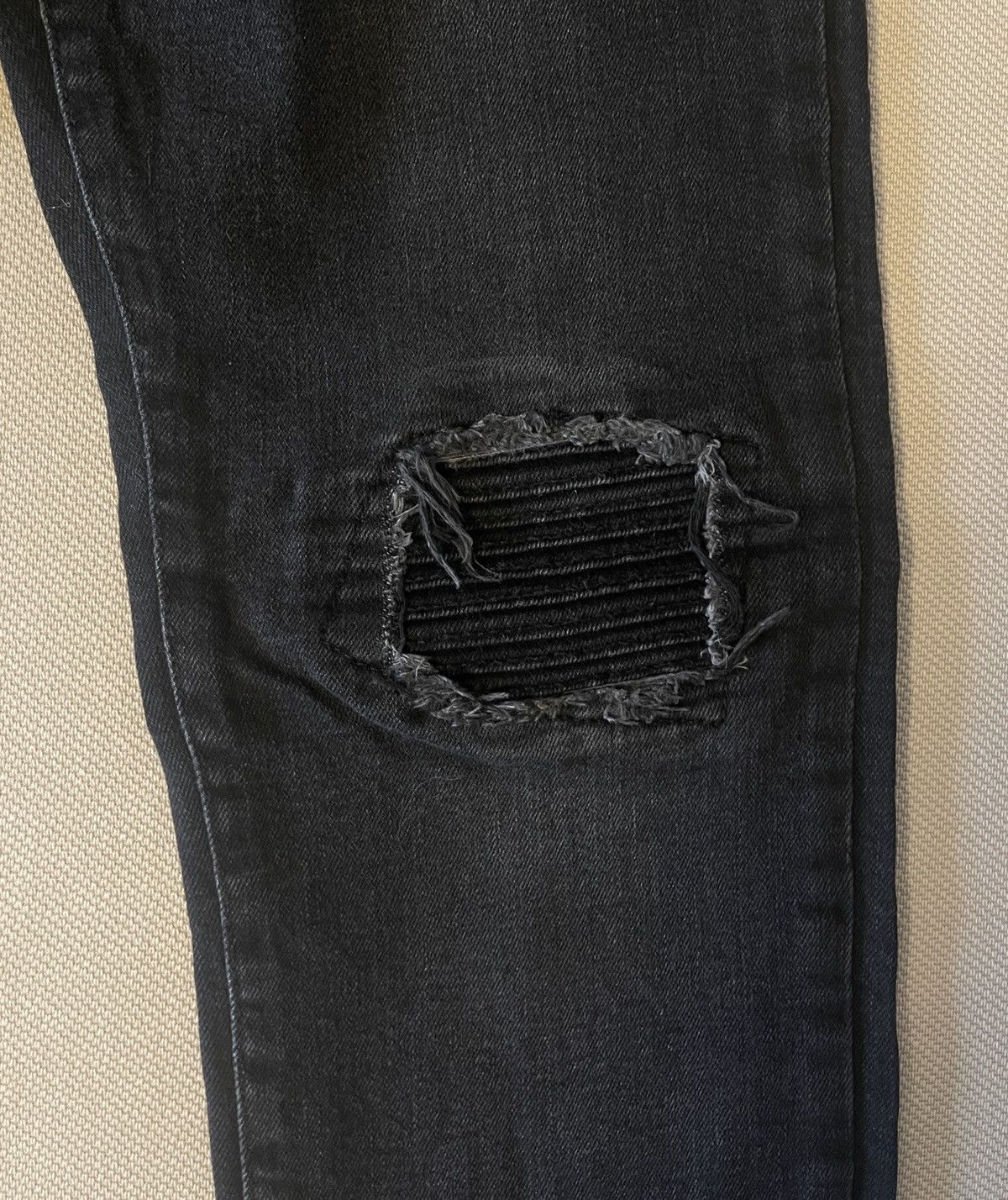 Review Review Distressed Jeans Size US 29 - 6 Thumbnail