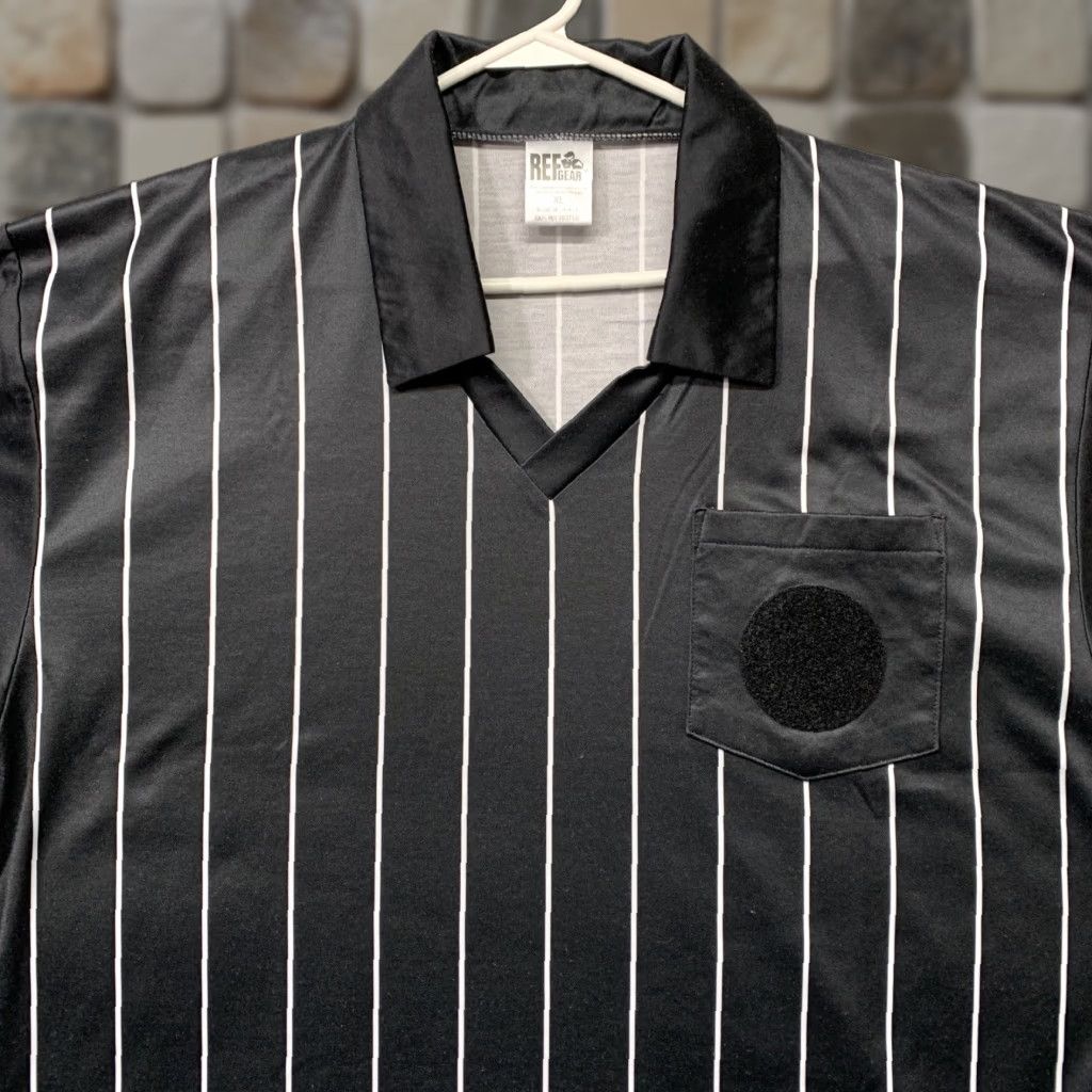 X-LARGE Ref Gear Men’s Uniform Shirt Black White Stripes Size XL 1 Pocket Collared Pullover Short Sleeve Size US XL / EU 56 / 4 - 1 Thumbnail