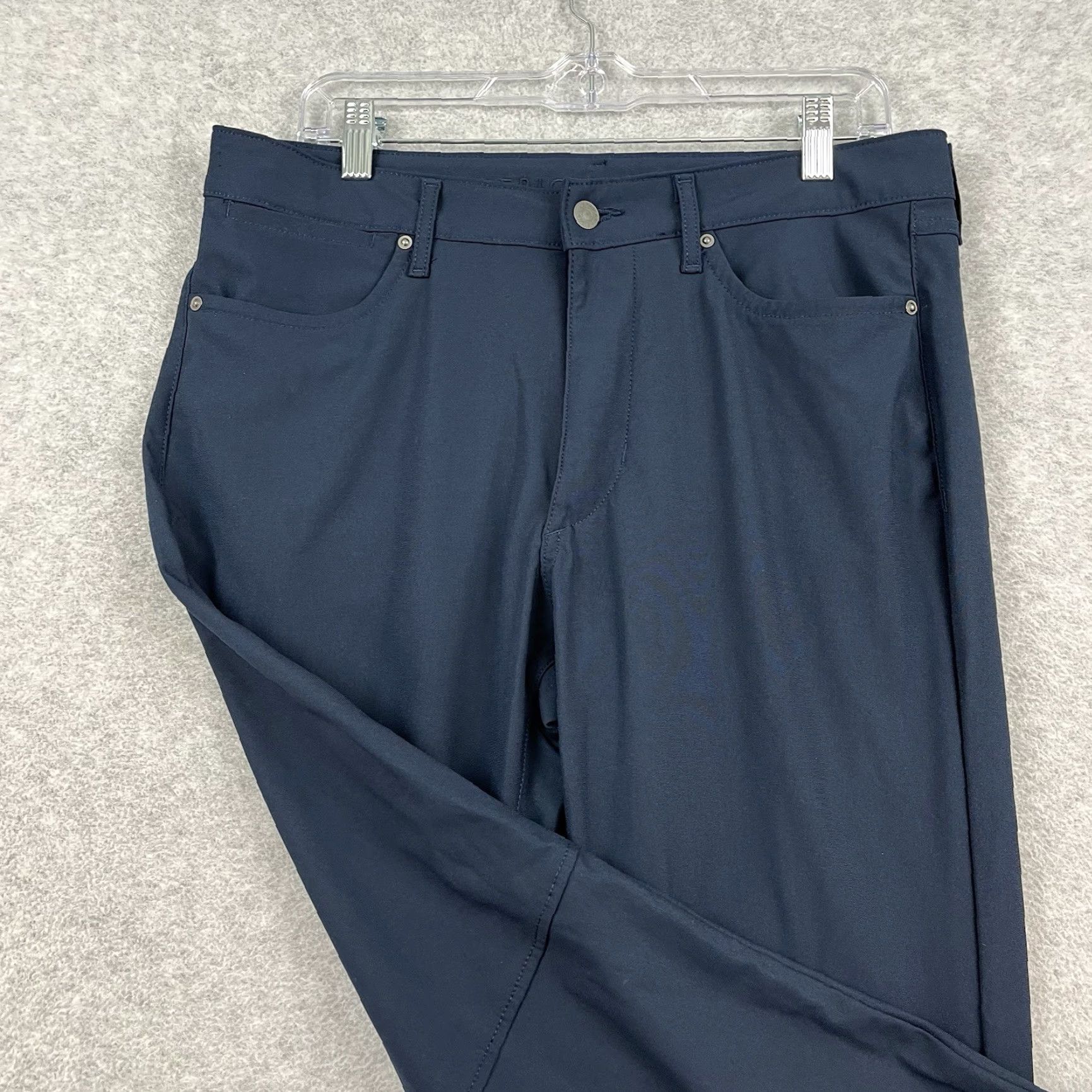 American Eagle Outfitters American Eagle Flex Men 33x30 Navy Atheltic Stretch Chino Pants Golf Work Size US 33 - 2 Thumbnail