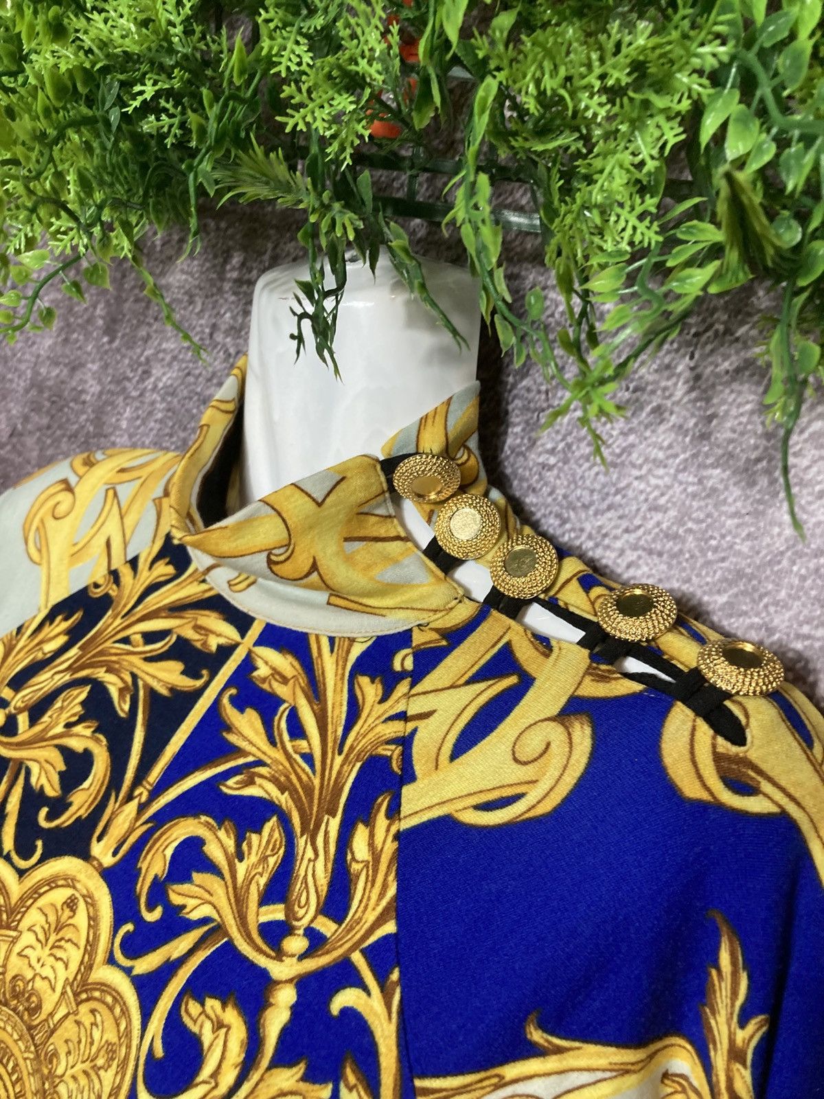 Versace VINTAGE VERSUS GIANNI VERSACE BAROQUE LANA WOOL JUMPER Size L / US 10 / IT 46 - 3 Thumbnail