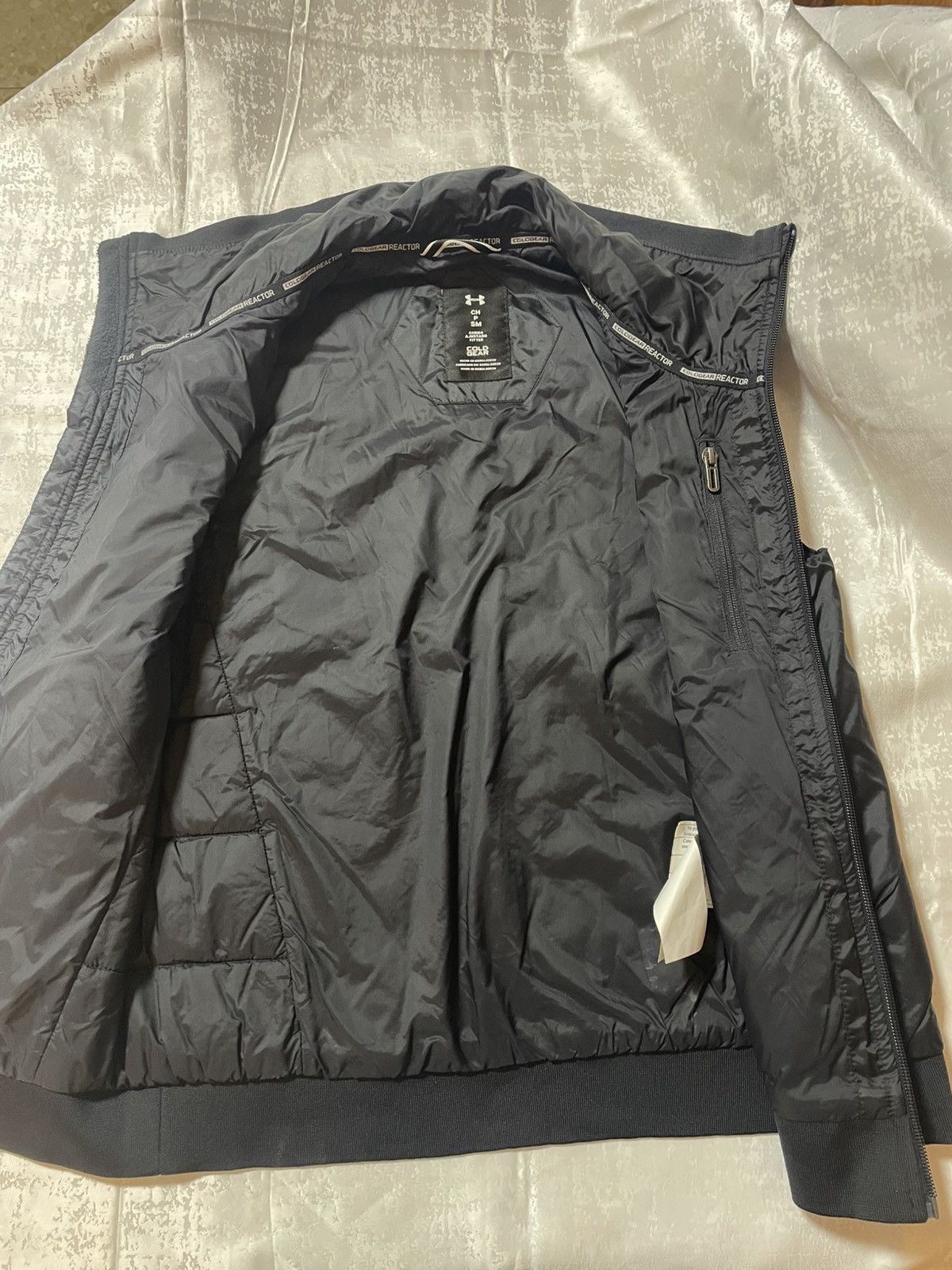 Under Armour UNDER AMRMOUR BLACK VEST Size US XS / EU 42 / 0 - 4 Thumbnail