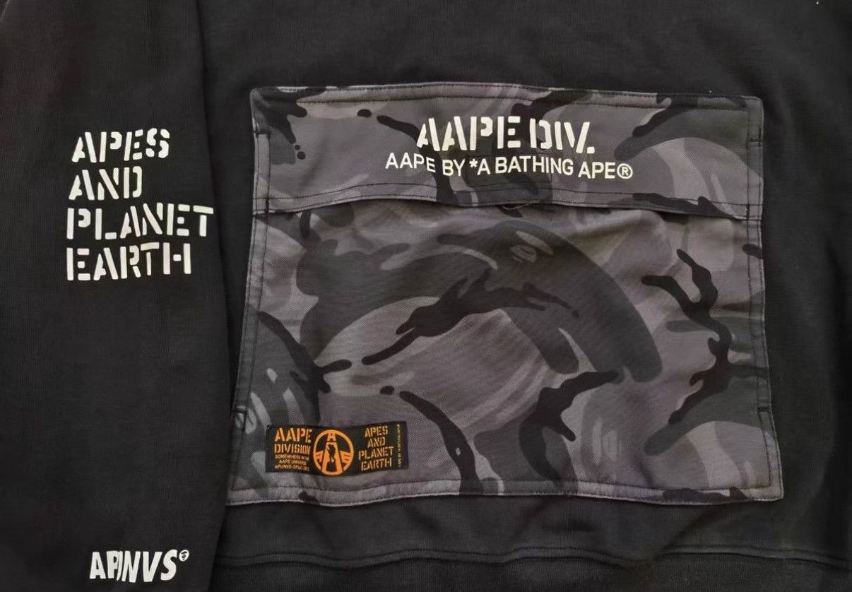 Bape BAPE OG Nigo era black and gray paneled sweatshirt Size US M / EU 48-50 / 2 - 8 Thumbnail