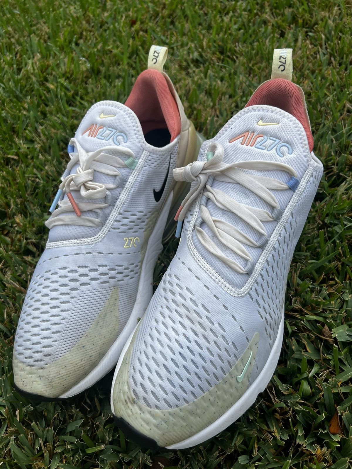 Nike CLEAN Nike Air Max 270 Sanddrift size 15 Running shoes Size US 15 / EU 48 - 4 Thumbnail
