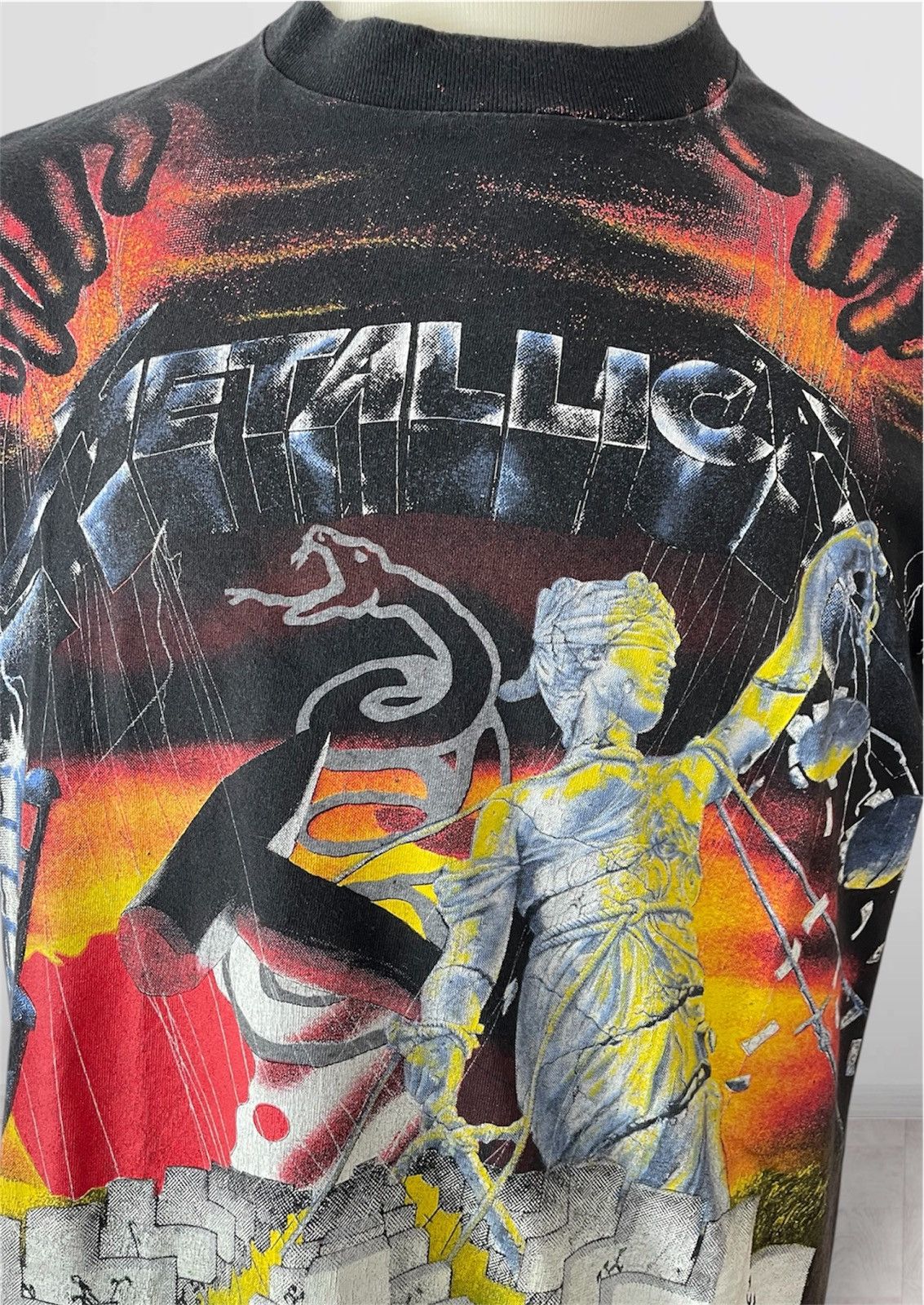 Brockum Vintage Metallica “Master of Puppets” T-Shirt, AOP, 1 Size US XL / EU 56 / 4 - 2 Thumbnail