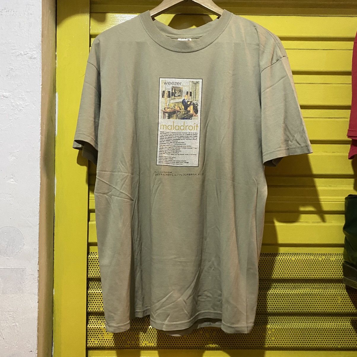Anvil × Band Tees × Vintage RARE Weezer Maladroit Vintage band tshirt Size US L / EU 52-54 / 3 - 5 Thumbnail