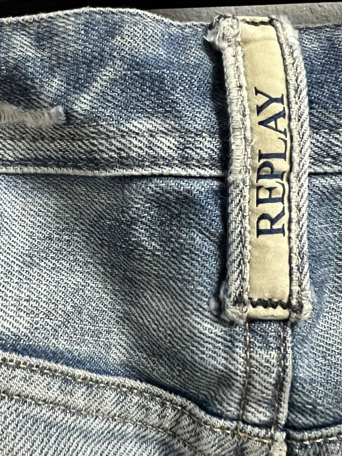 Replay × Vintage REPLAY DENIM DISTREES BUTTON FLY Size US 32 / EU 48 - 9 Thumbnail