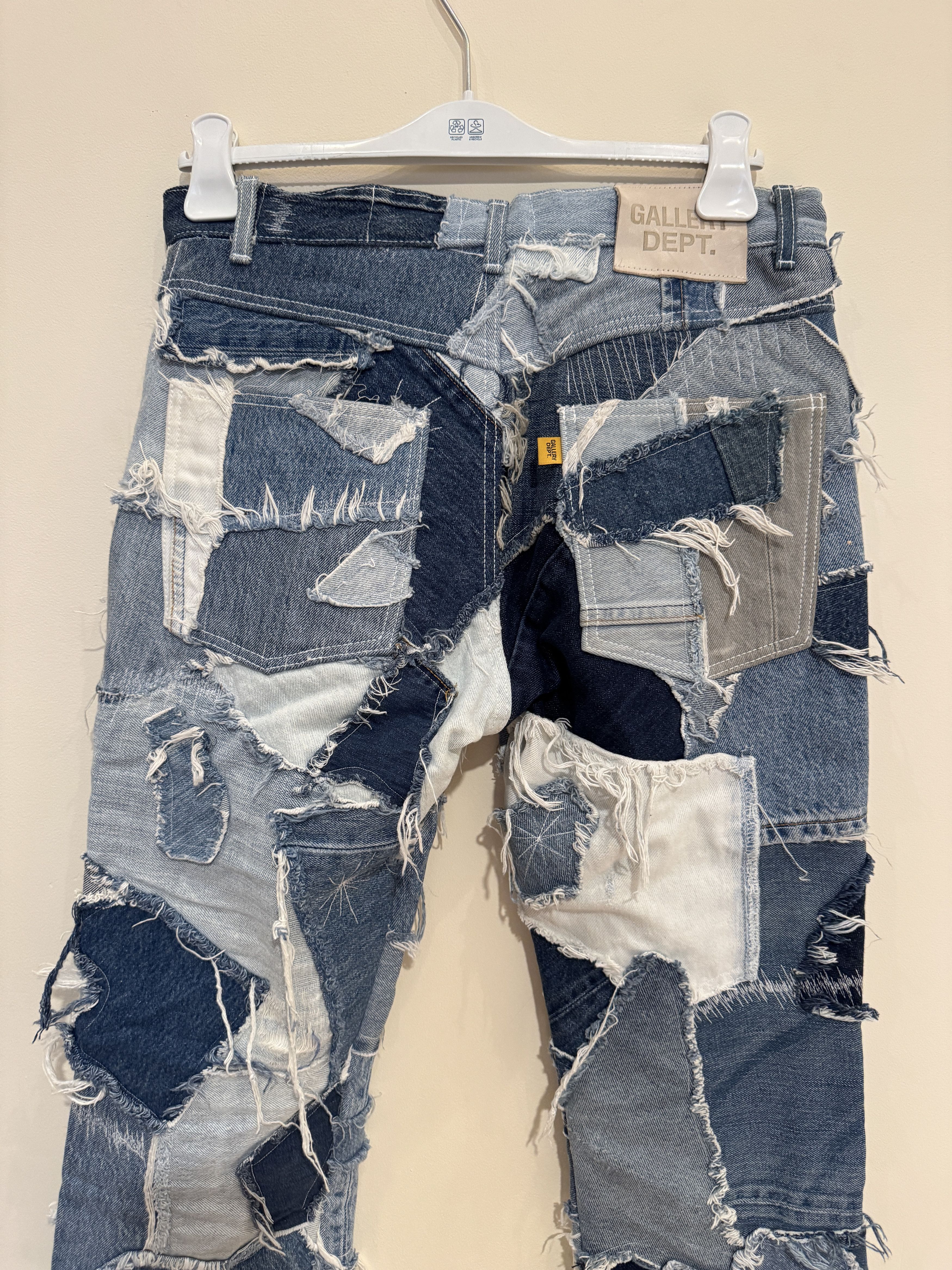 Gallery Dept. Gallery Dept. Logan Recycled Patchwork Blue Denim Jeans 30 Size US 30 / EU 46 - 7 Thumbnail