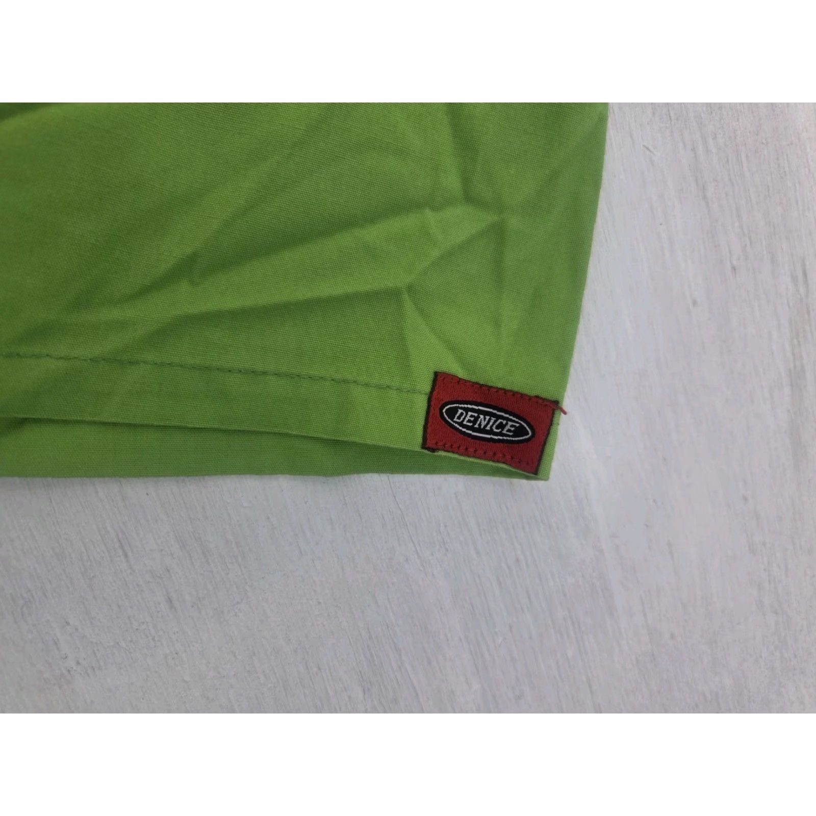 Vintage Denice Scrub Top Womens 3X Green Embroidered Medical Nurse Vet Dental Shirt Adult Womens Size XXL / US 16-18 / IT 52-54 - 4 Thumbnail