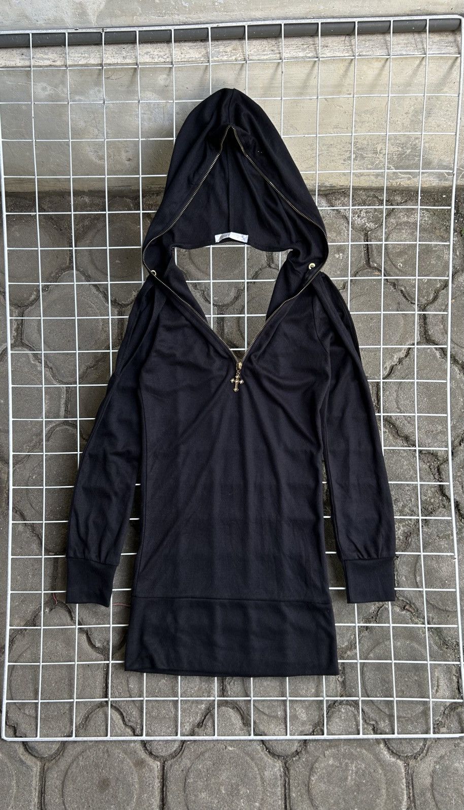 Japanese Brand 2000s Body Jeine Backless cold Shoulder Size M / US 6-8 / IT 42-44 - 1 Thumbnail