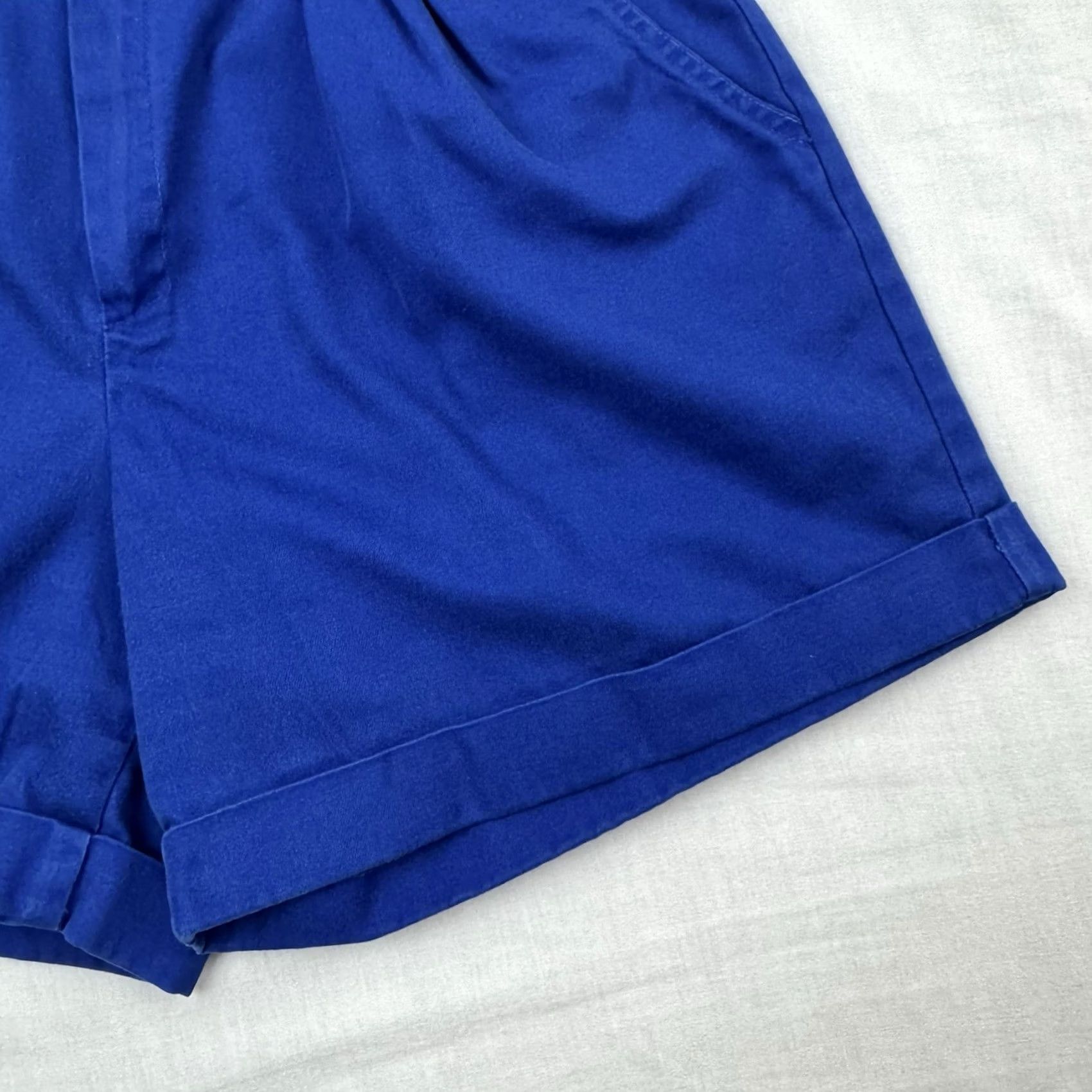 Casablanca VINTAGE Casablanca Shorts Womens 10 High Waisted 1980s Hipster Mom Shorts 80s Blue Cotton Polyester Casual Business Women's Stocked 10 Size 32" / US 10 / IT 46 - 6 Thumbnail