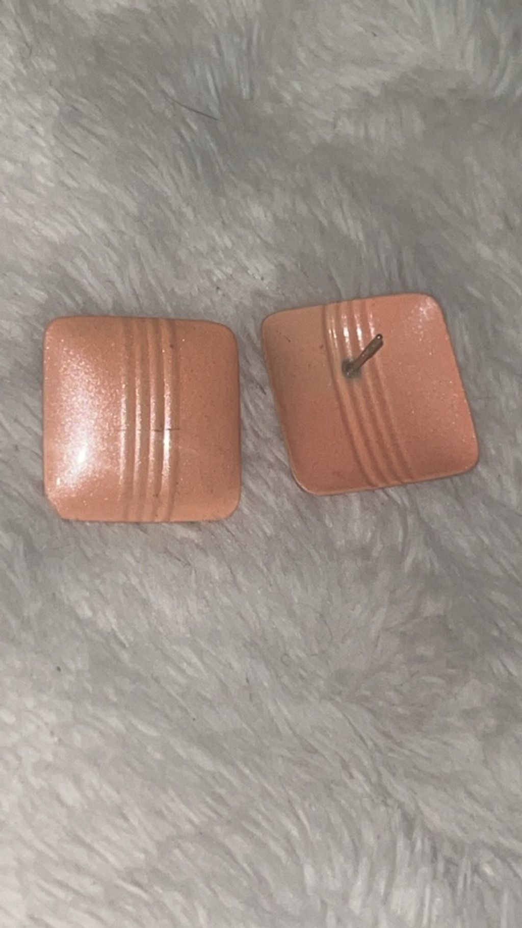 The Unbranded Brand VINTAGE Peach Square Stud Earrings One Size Size ONE SIZE - 2 Thumbnail