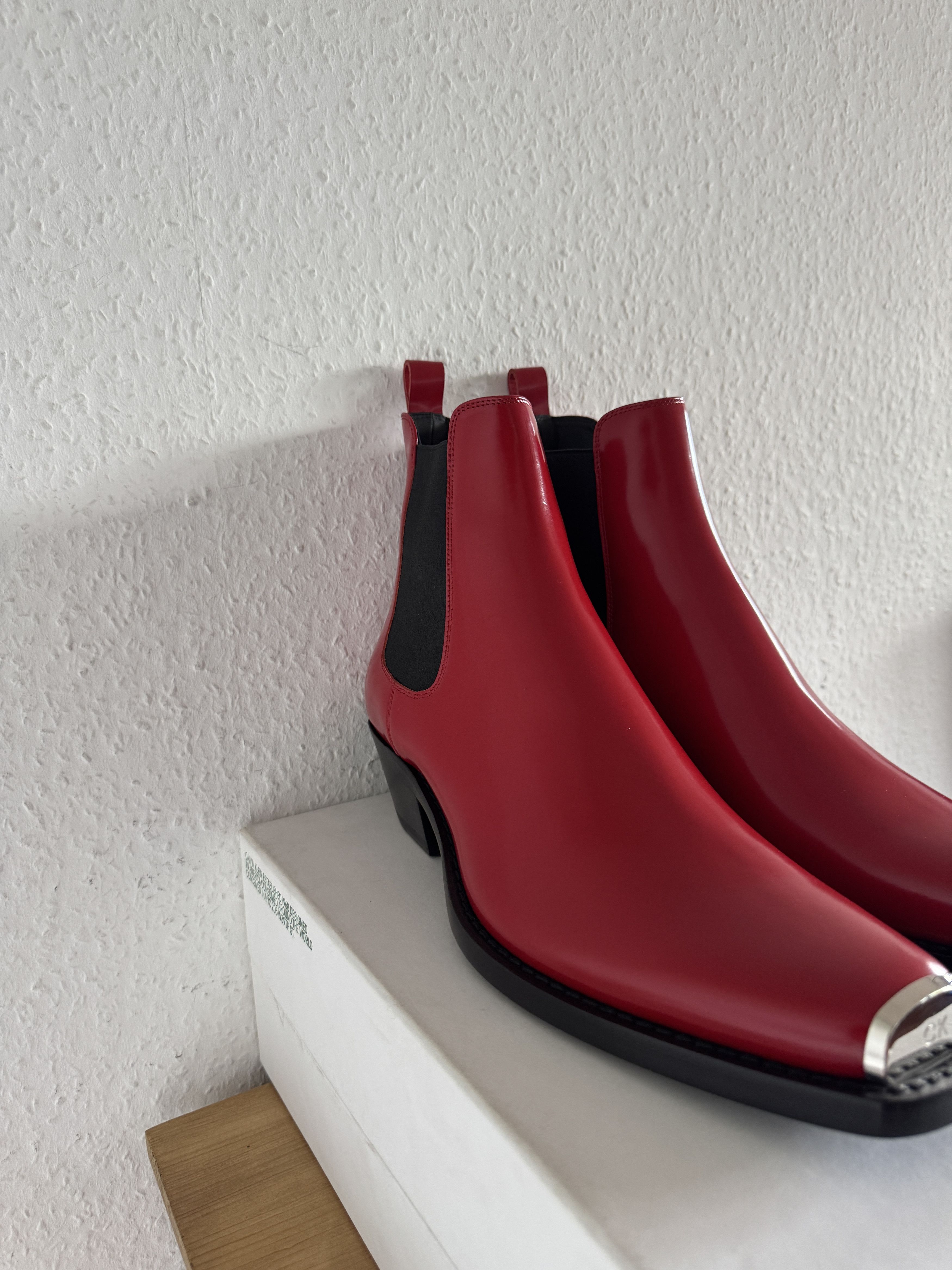 Calvin Klein 205W39NYC Red Leather Chelsea Boot Size US 13 / EU 46 - 9 Thumbnail