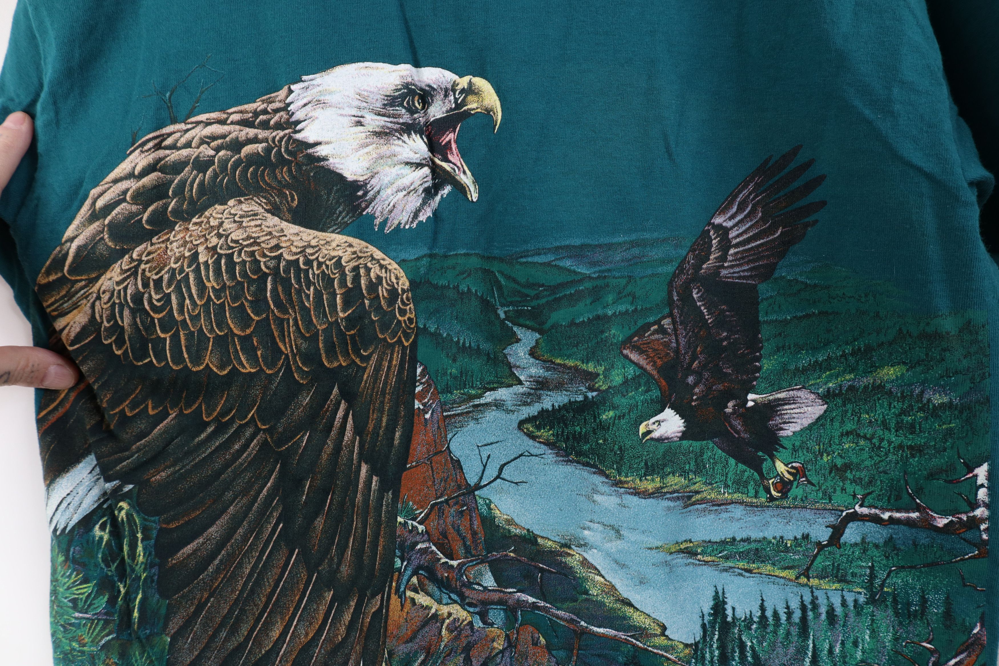 Vintage Vintage 90s Streetwear Eagle All Over Print T-Shirt USA Size US M / EU 48-50 / 2 - 13 Thumbnail