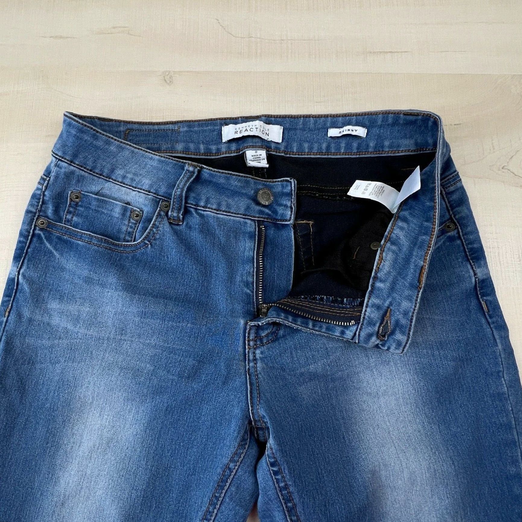 Kenneth Cole Kenneth Cole Reaction Womens Skinny Jeans Blue Medium Wash Mid Rise Stretch Size 8 Size 30" / US 8 / IT 44 - 3 Thumbnail