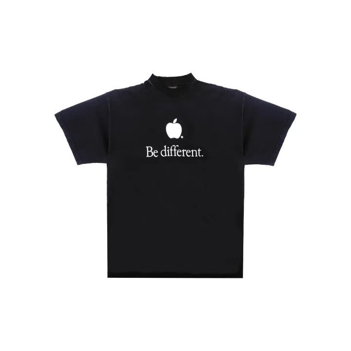 Balenciaga Balenciaga Be Different Apple Logo T-Shirt 0079 Size US S / EU 44-46 / 1 - 1 Thumbnail