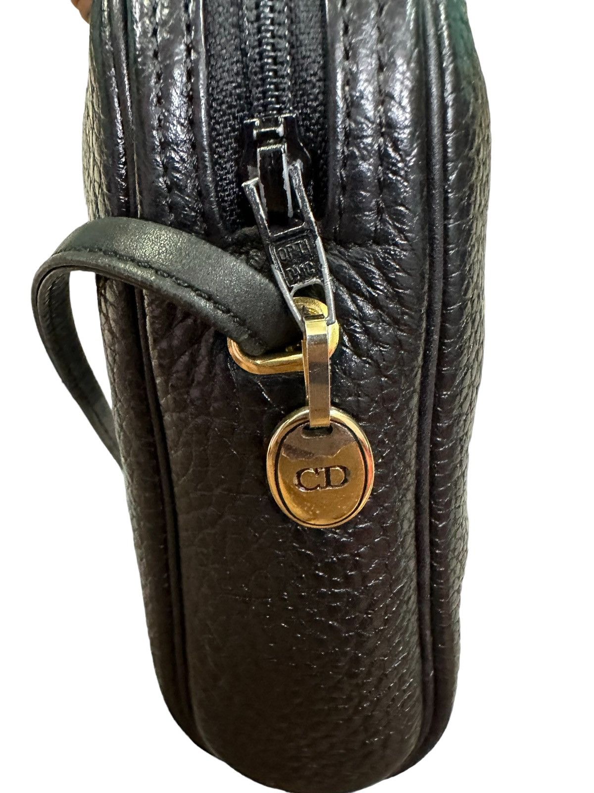 Dior AUTHENTIC VINTAGE CHRISTIAN DIOR BLACK LEATHER CROSSBODY BAG Size ONE SIZE - 7 Thumbnail