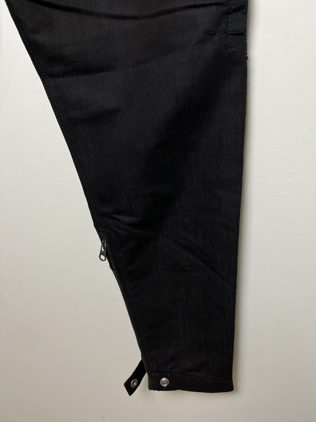 Giorgio Armani armani y2k multipocket cargo pants with braces Size US 33 - 14 Thumbnail