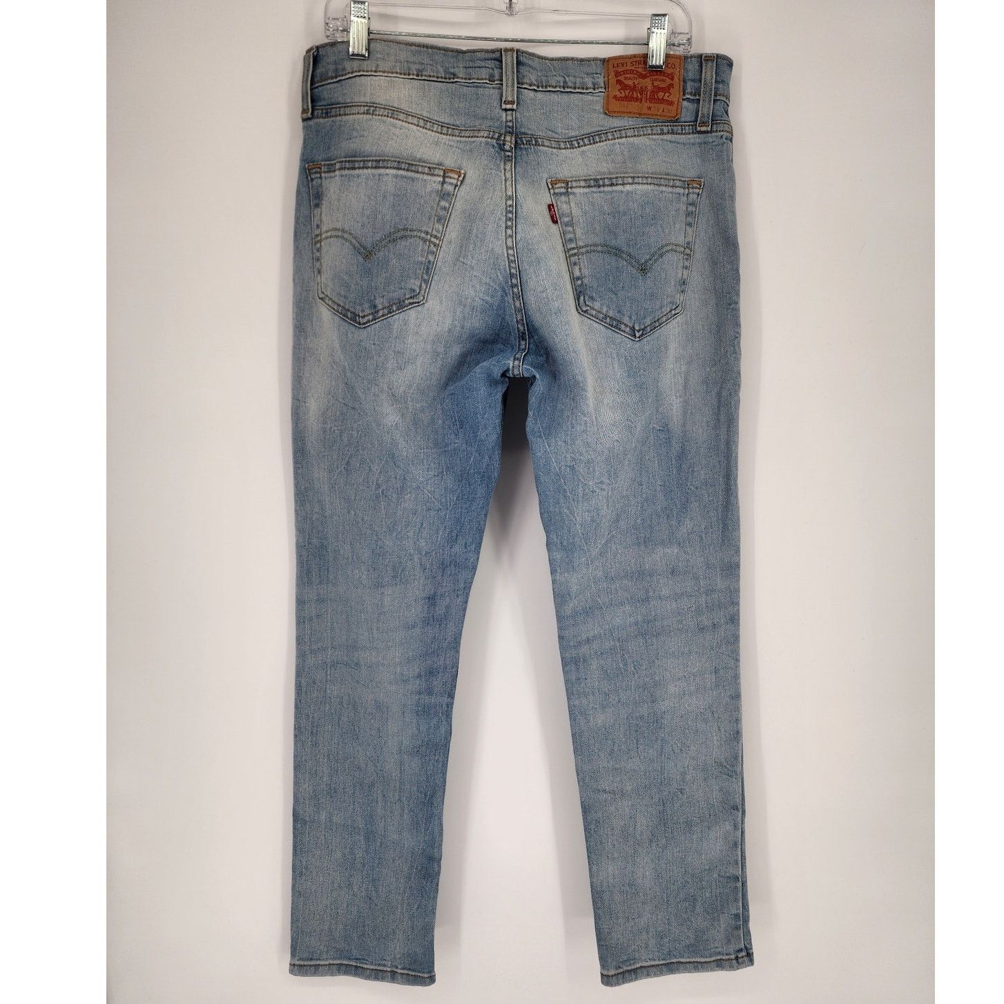 Levi's Levi’s 511 Slim Fit Light Wash Jeans Men’s Size: W34 L30 Size US 34 / EU 50 - 12 Thumbnail