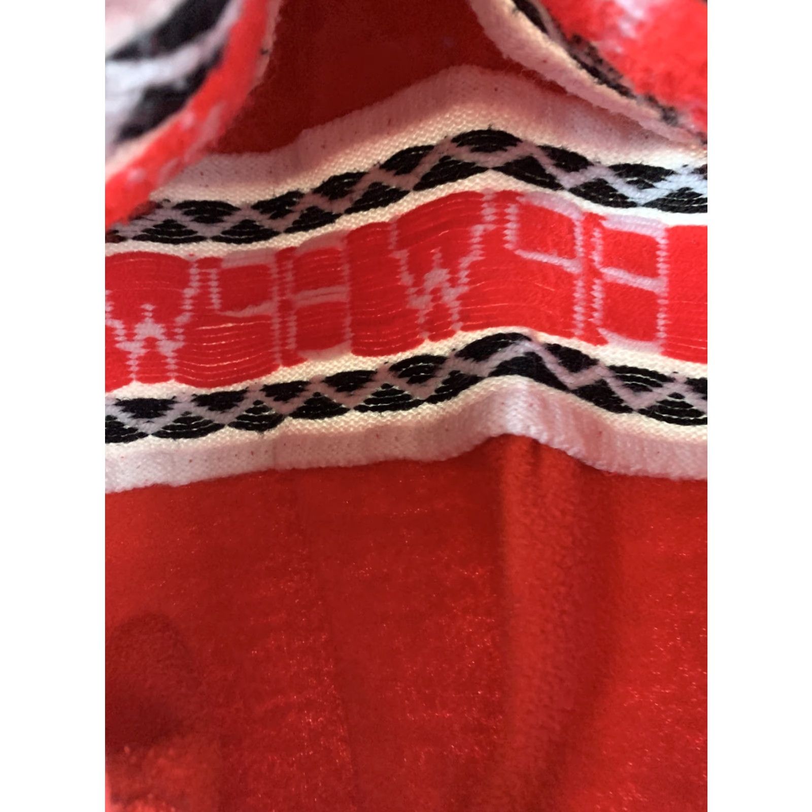 Hanes VINTAGE Hanes Mens XL Crewneck Pullover Sweater Red USA Long Sleeve BPW Cotton Blend 25” Chest 27” Length Size US XL / EU 56 / 4 - 7 Thumbnail