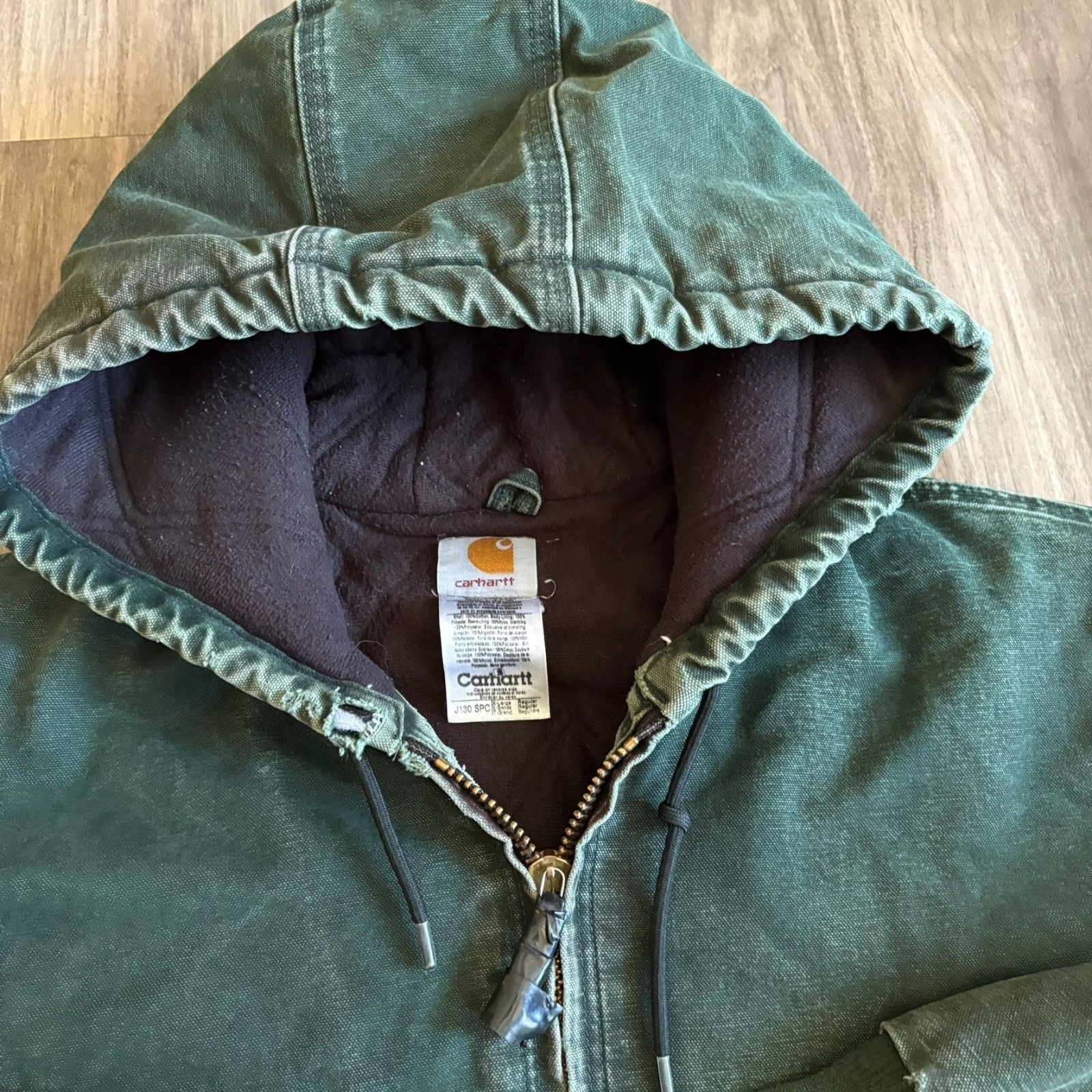 Carhartt × Vintage Vintage J130 SPC Green Carhartt Hooded Work Jacket Size XL Size US XL / EU 56 / 4 - 6 Thumbnail