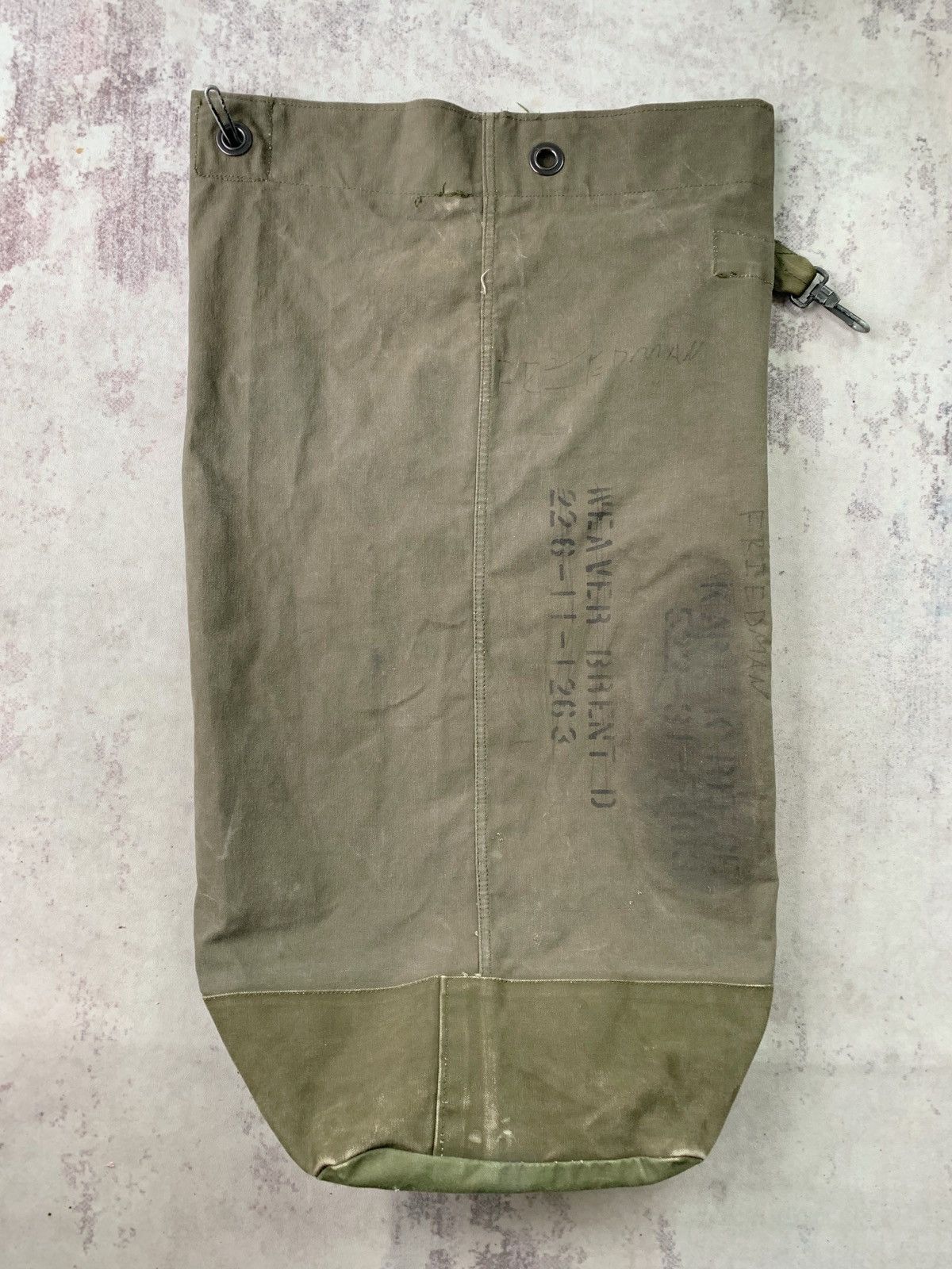Vintage 1960s Sun Faded Distressed US Army Canvas Backpack Duffle Size ONE SIZE - 4 Thumbnail