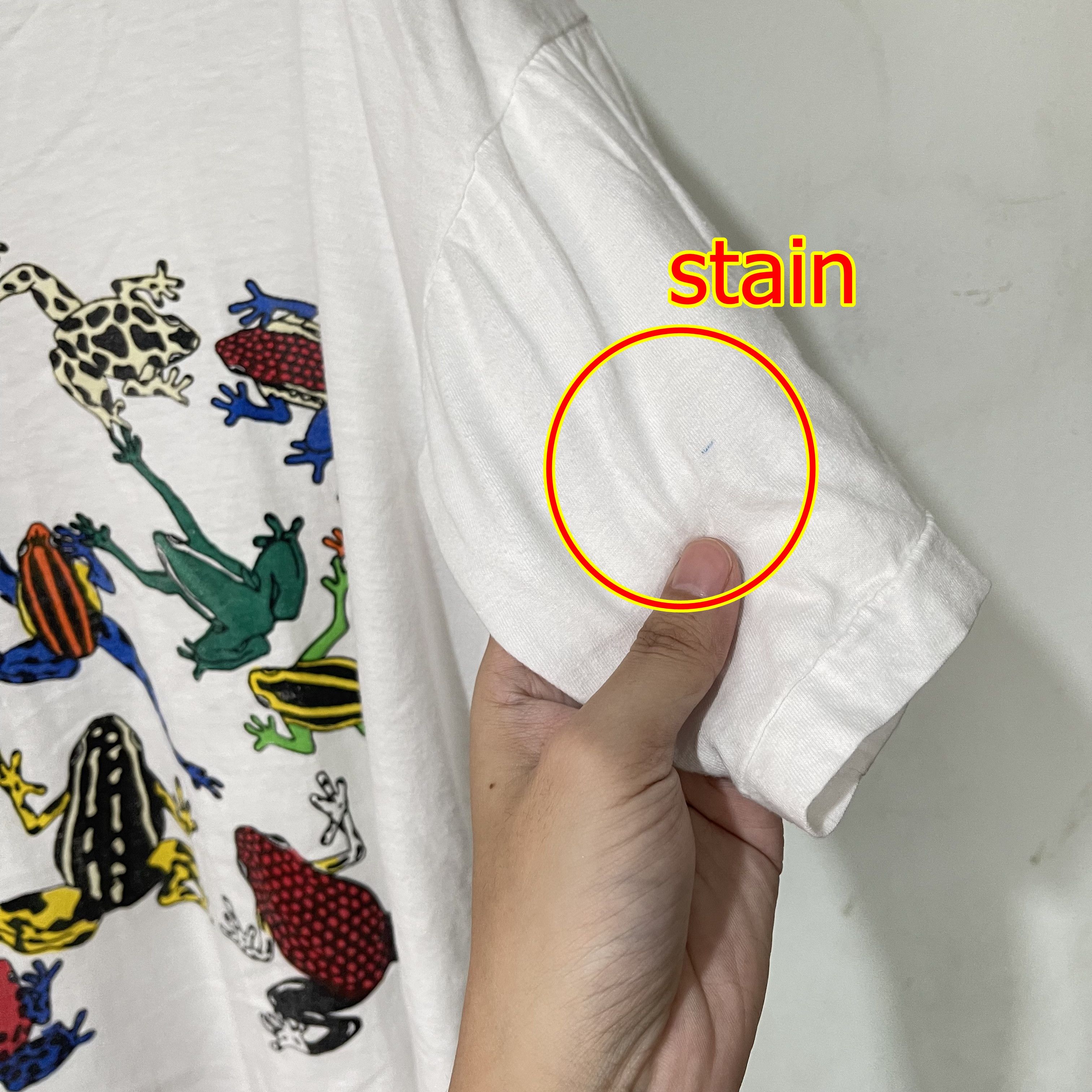 Vintage Vintage 90s Frog Amazon T-Shirt Size L / US 10 / IT 46 - 12 Thumbnail