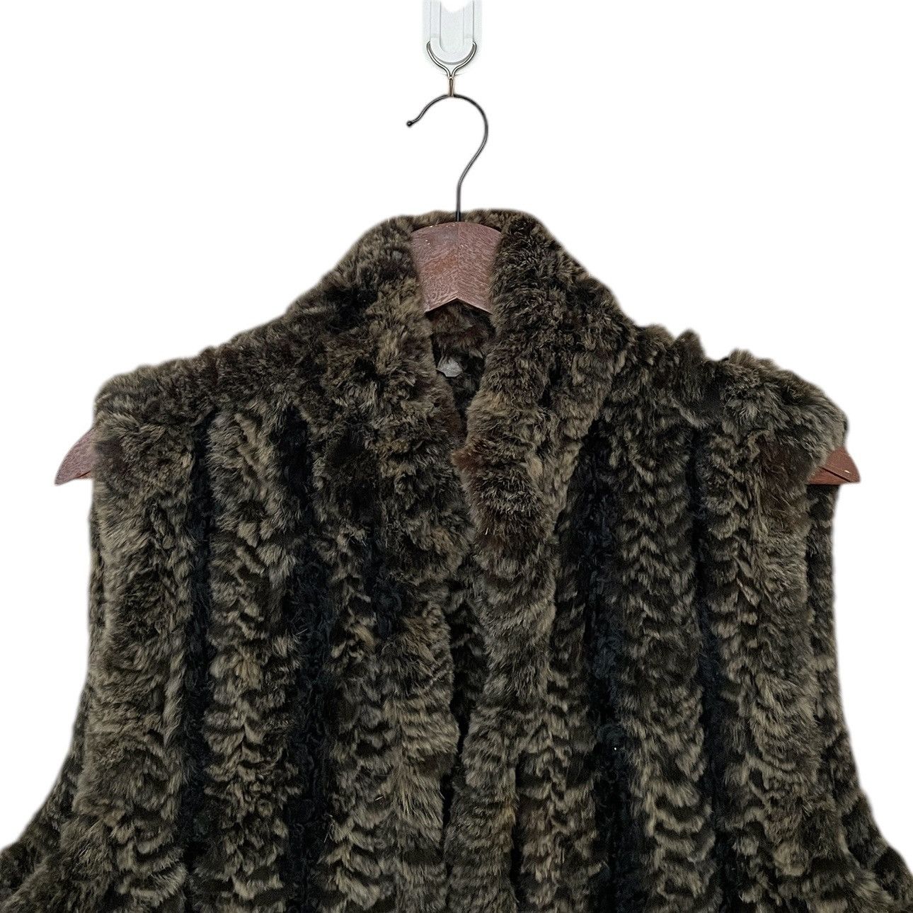 Japanese Brand Vintage Japanese Brand Fur Vest 2000s Size US M / EU 48-50 / 2 - 7 Thumbnail