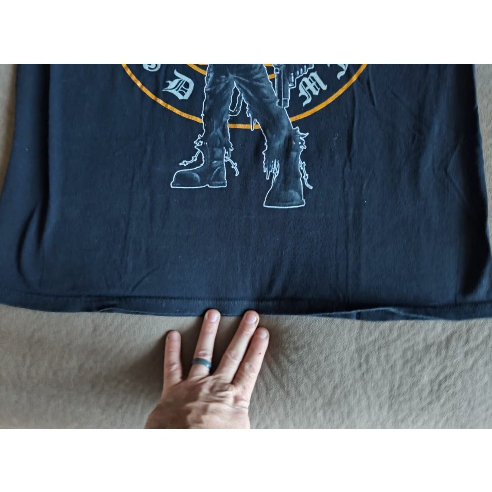 Vintage VINTAGE Tennessee River Shirt Men L Black Graphic Tee Y2K SDMF Logo 2000s Grunge Rockabilly Music Measurements Included Size US L / EU 52-54 / 3 - 6 Thumbnail