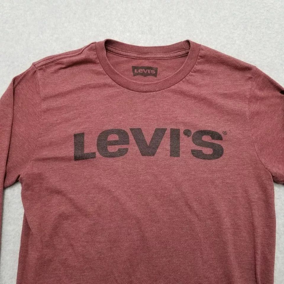 Levi's Levis Shirt Mens Small Red Long Sleeve Arm Print Size US S / EU 44-46 / 1 - 2 Thumbnail