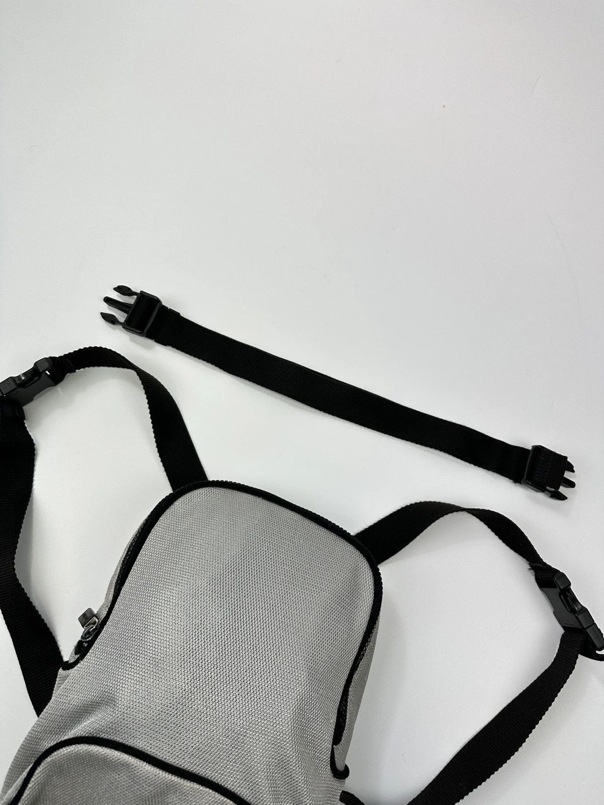 Miu Miu Miu Miu SS99 Grey Mesh 2in1 Chest Bag Backpack Size ONE SIZE - 3 Thumbnail