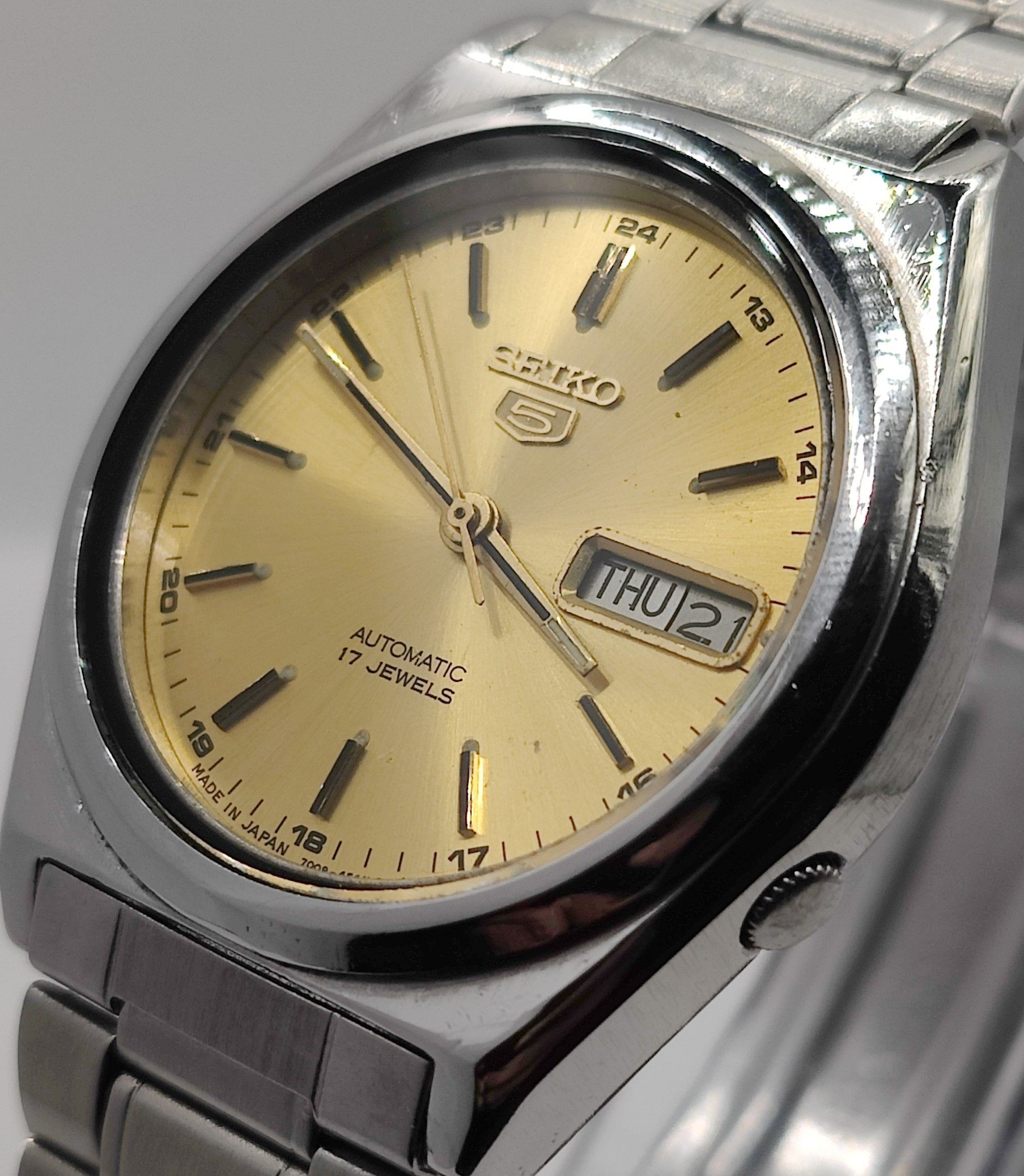 Seiko Seiko 5 Automatic Wrist Watch 17Jewels Day/Date Japan Size 36 - 2 Thumbnail