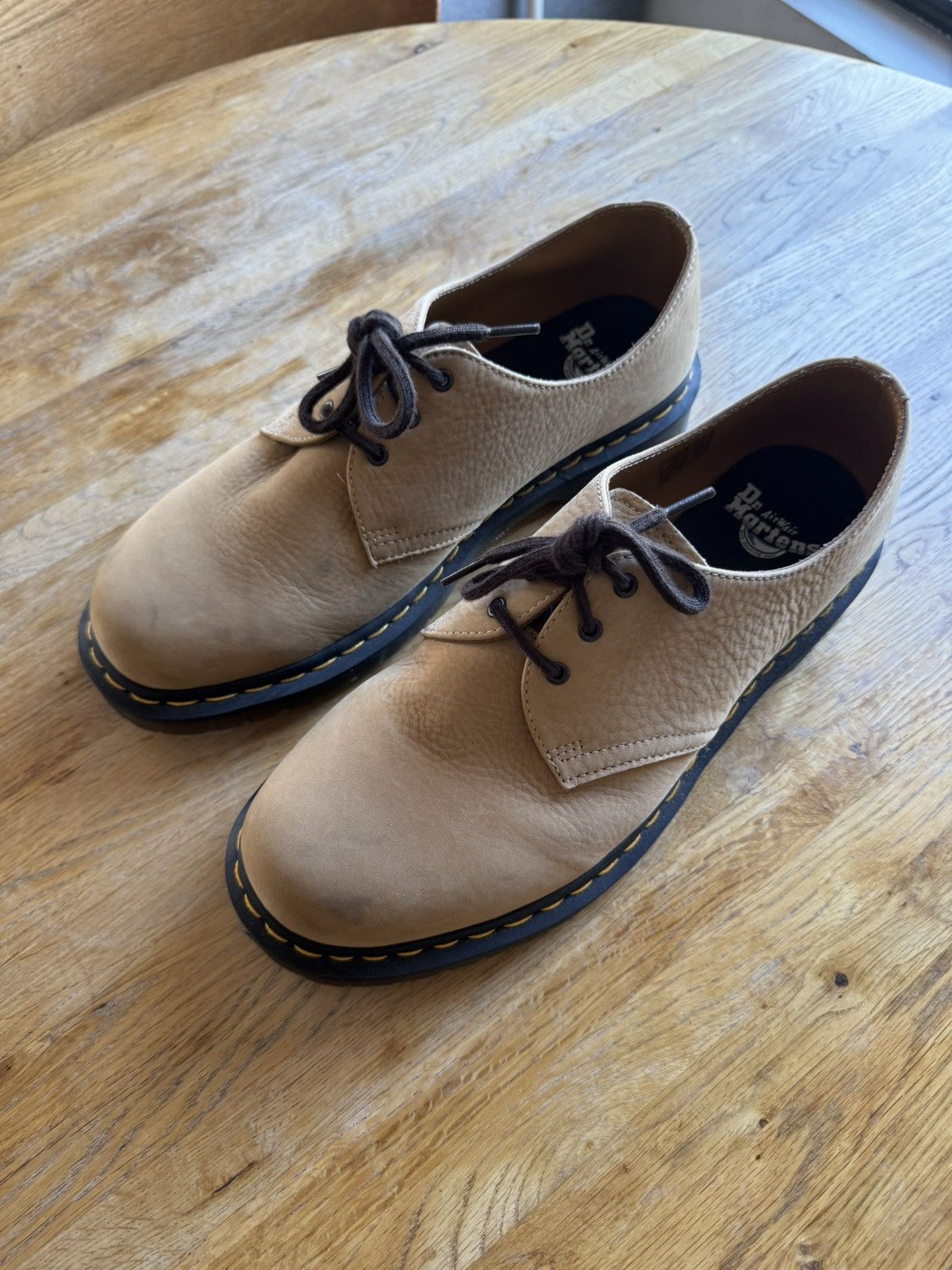 Dr. Martens Dr. Martens Beige Suede 1461 Low Size US 10 / EU 43 - 4 Thumbnail