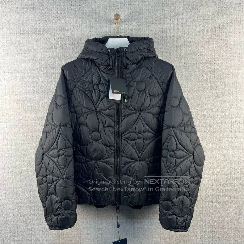 Louis Vuitton Louis Vuitton Double-sided down jacket with presbyopic emb Size US M / EU 48-50 / 2 - 1 Thumbnail