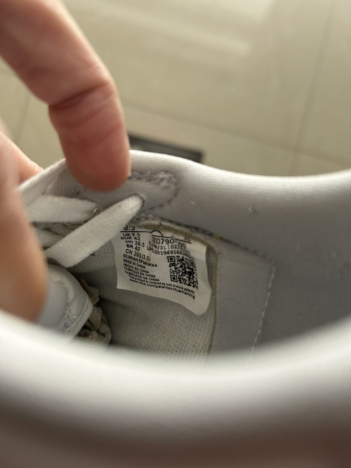 Jordan Brand × Nike Jordan 1 low neutral grey Size US 8.5 / EU 41-42 - 6 Thumbnail