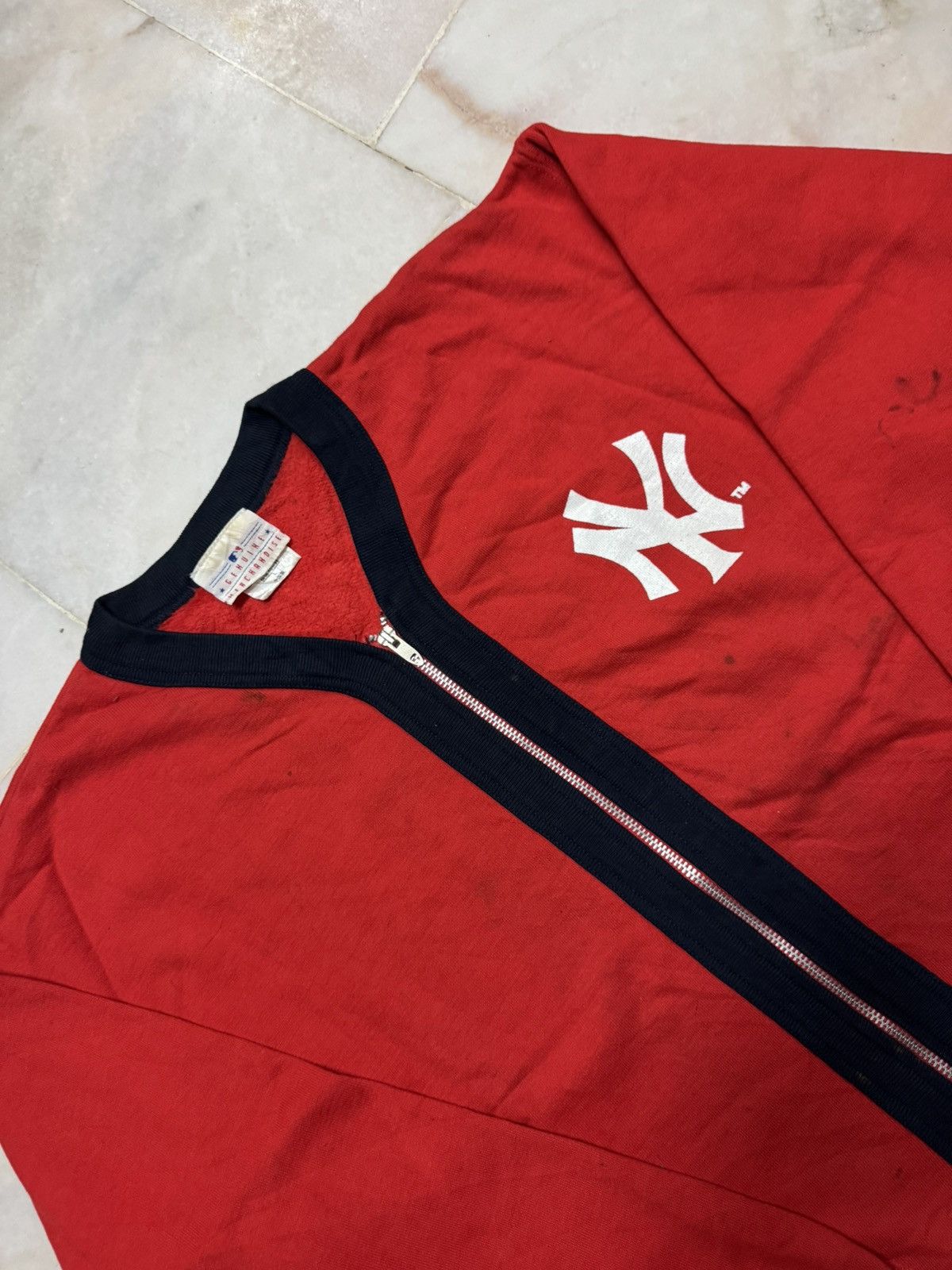 MLB 💥VINTAGE MLB 1998's NY LOGO ZIPPER SWEATER PLAYER WEAR Size US L / EU 52-54 / 3 - 4 Thumbnail