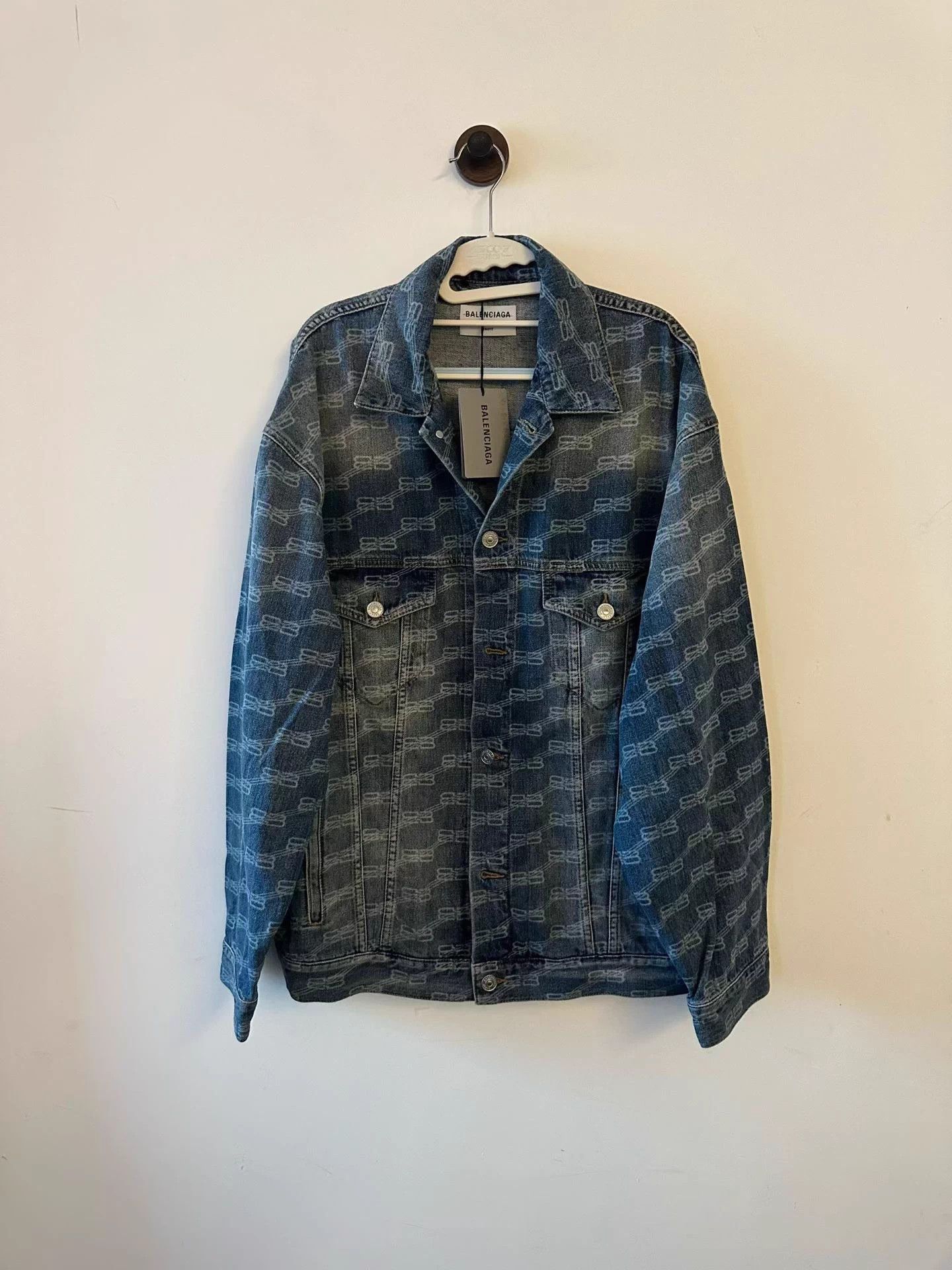Balenciaga Balenciaga allover print denim jacket size S new with tags Size US S / EU 44-46 / 1 - 1 Thumbnail