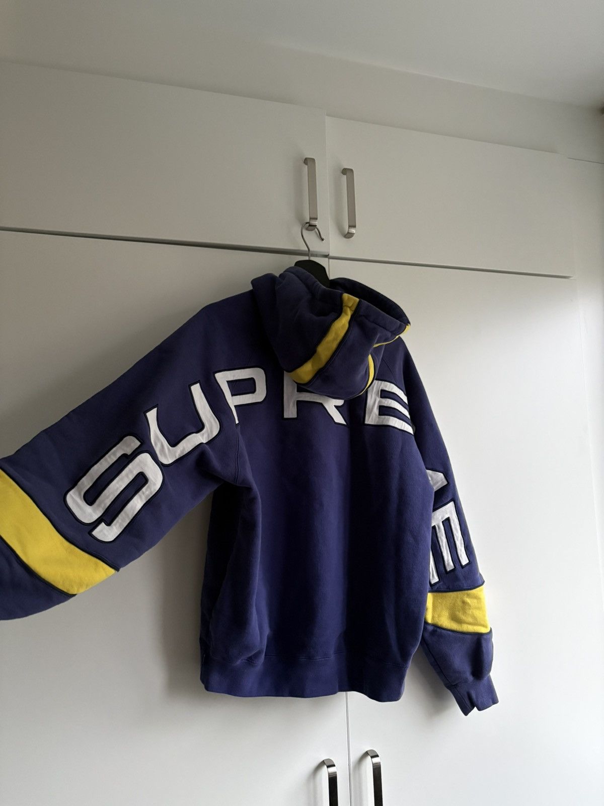 Supreme Dark blue Supreme hoodie Size US S / EU 44-46 / 1 - 1 Thumbnail