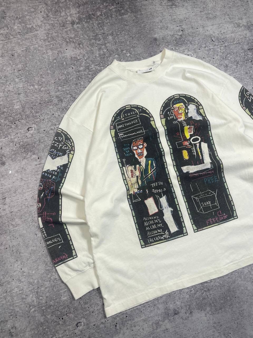 H&M × Jean-Michel Basquiat × Who Decides War Who Decides War H&M Long Sleeve Printed Tee T-Shirt Y2K Size US L / EU 52-54 / 3 - 3 Thumbnail