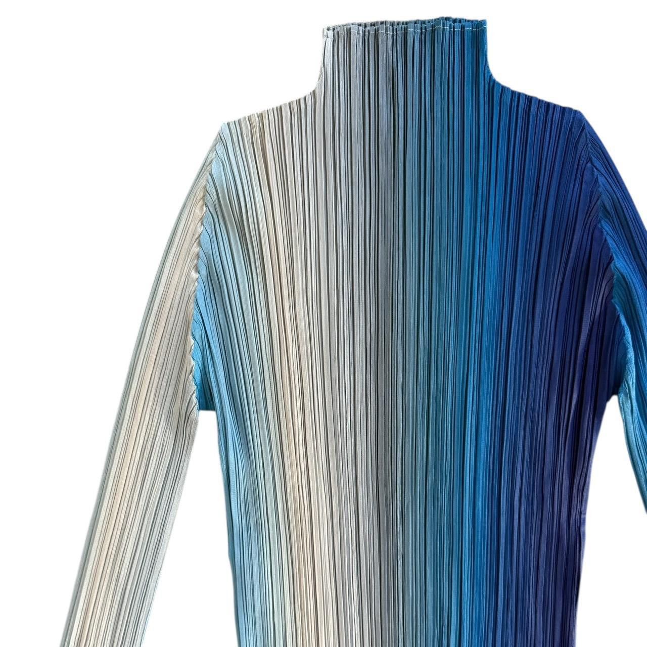 Pleats Please Issey Miyake RARE Pleats Please Issey Miyake ombré top Size ONE SIZE - 2 Thumbnail
