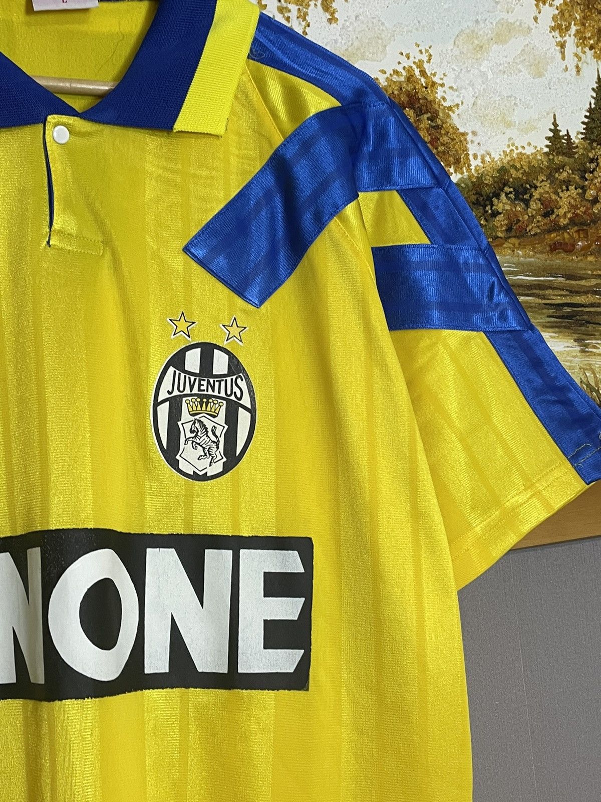 Vintage Juventus Admiral Yellow Away Jersey Size US L / EU 52-54 / 3 - 7 Thumbnail