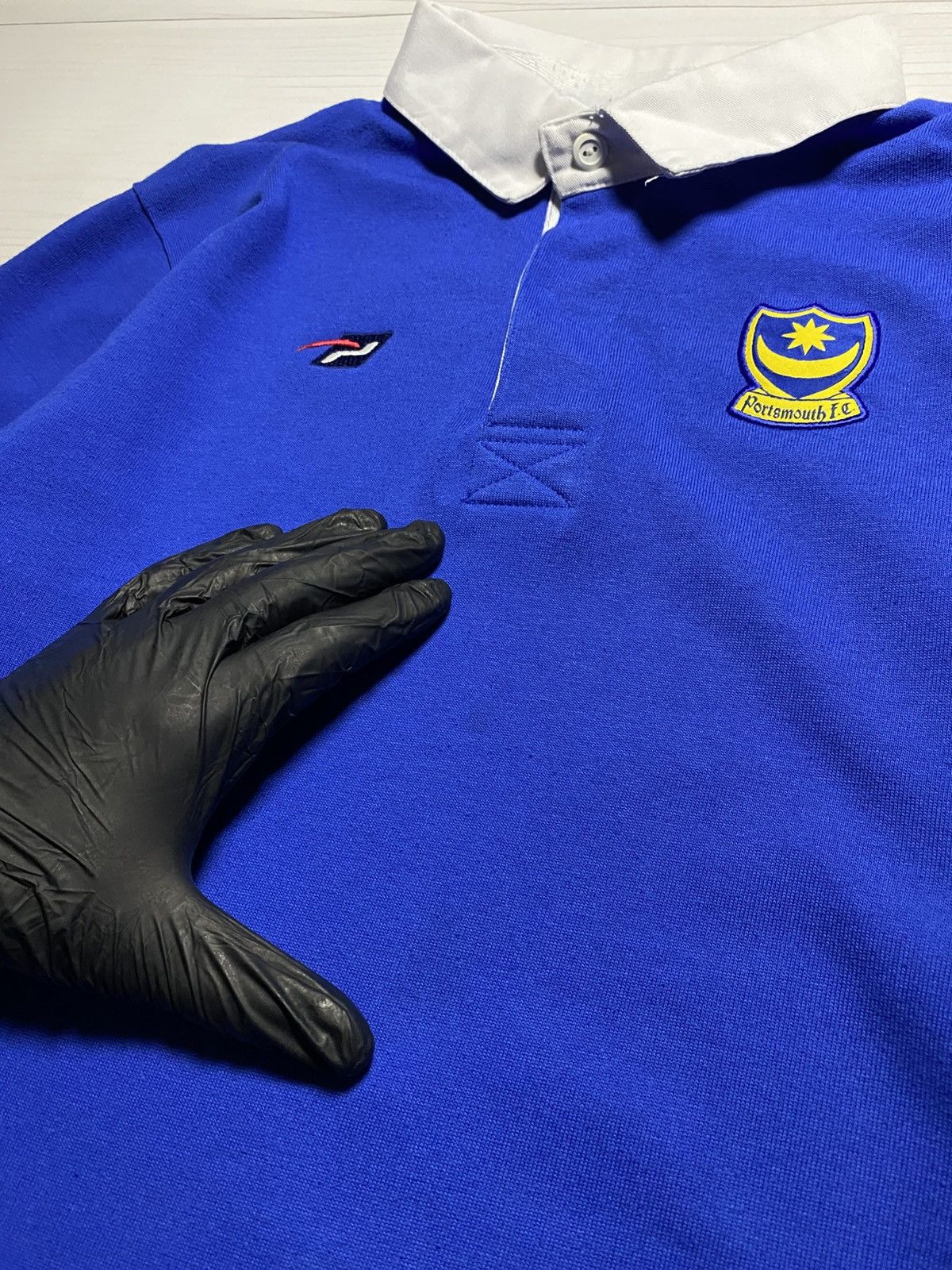 Vintage Vintage Portsmouth 2003/05 soccer football longsleeve jersey Size US S / EU 44-46 / 1 - 7 Thumbnail