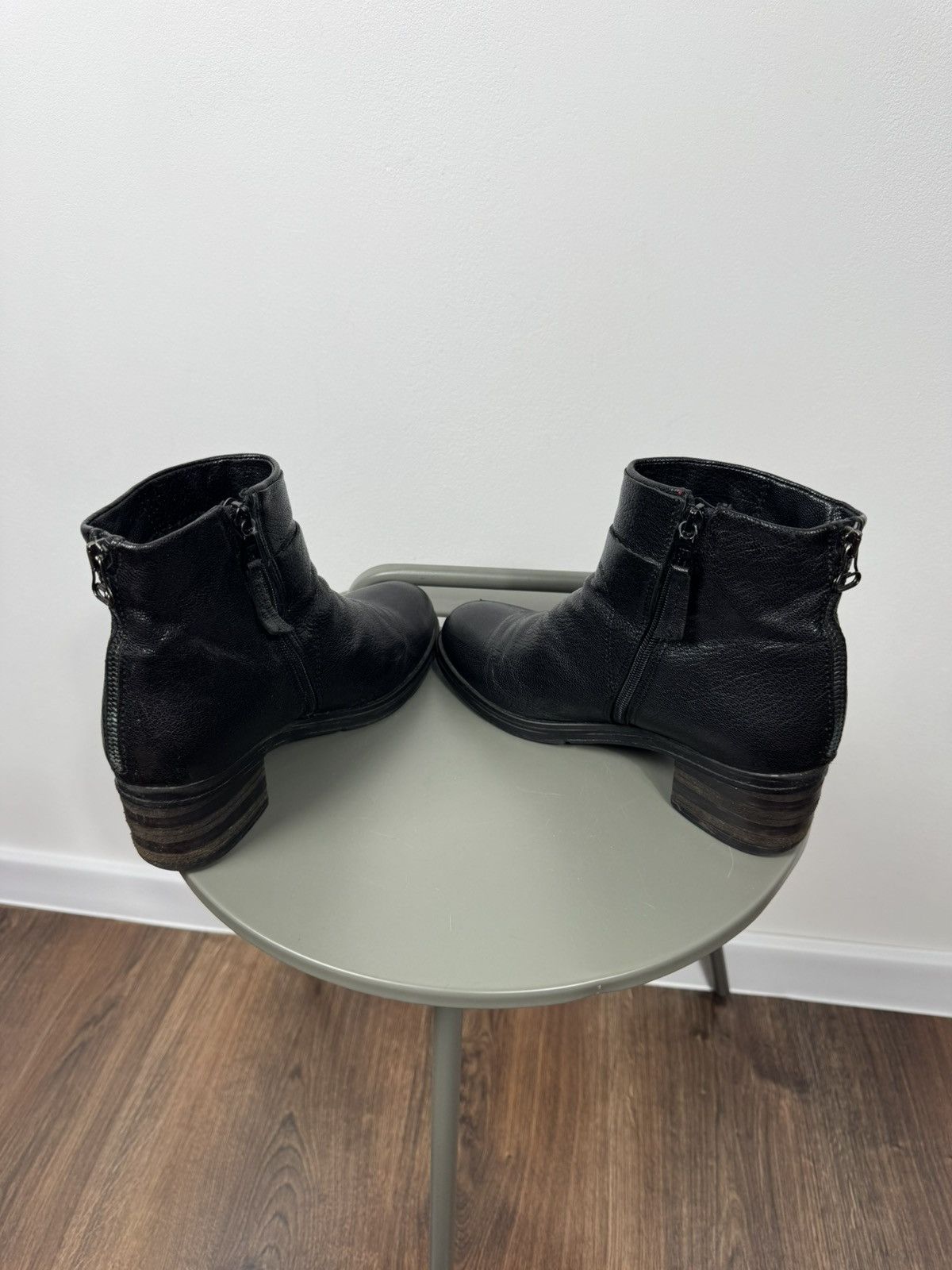 Other Vintage Black Leather Ankle Boots Chunky Heel EU 40 Women’s Size US 9 / IT 39 - 11 Thumbnail
