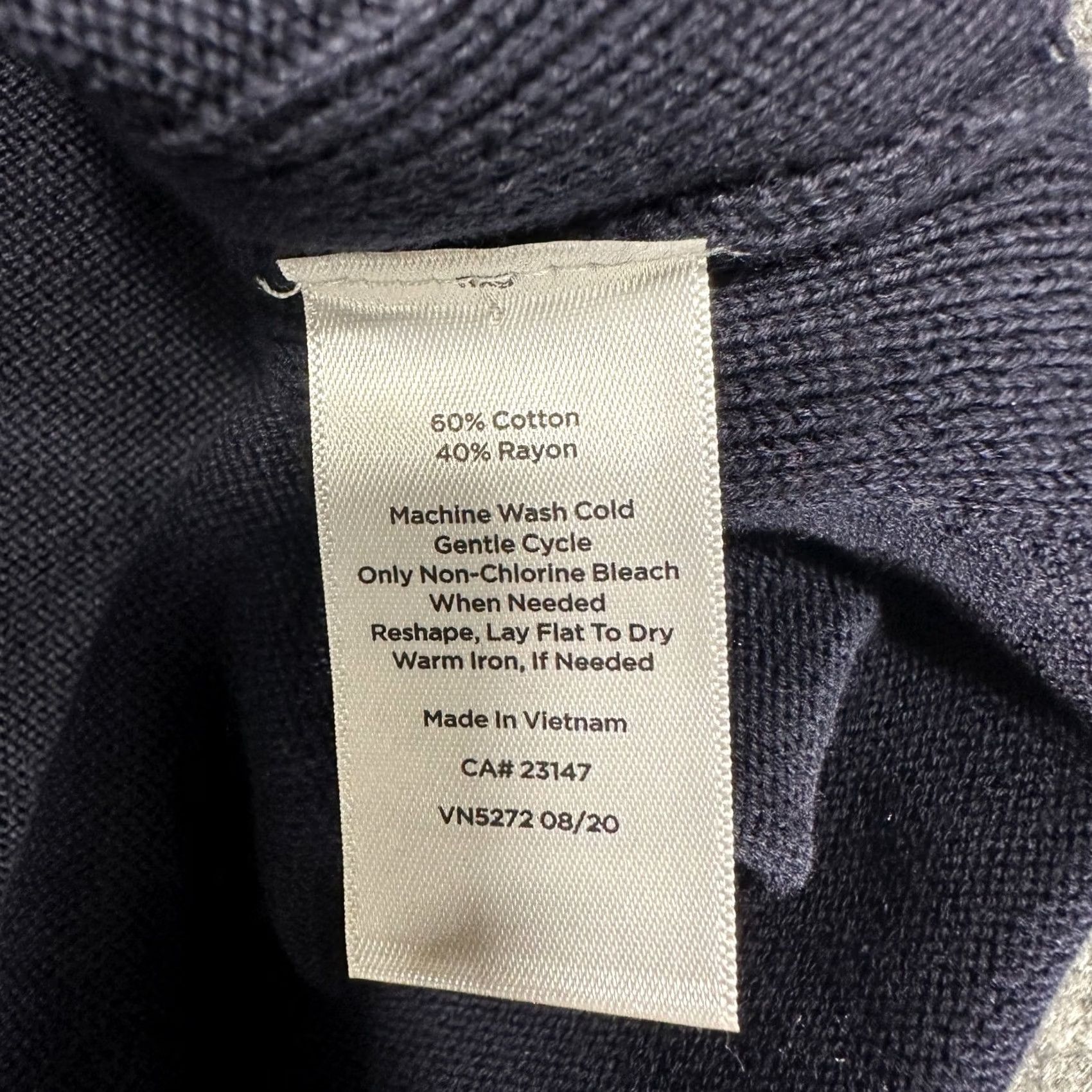 Talbots Talbots Cardigan Sweater Womens Small Navy Blue Cotton Blend Button Front V Neck Size S / US 4 / IT 40 - 6 Thumbnail