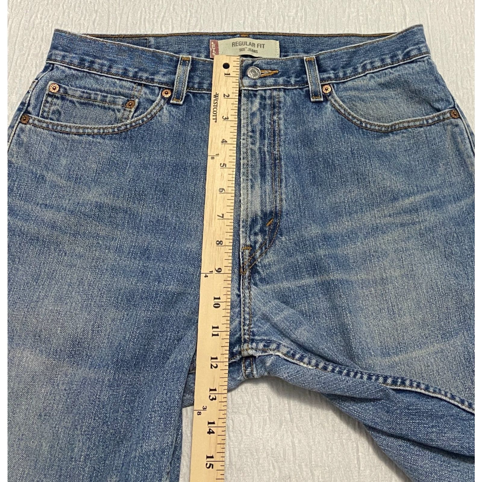 Levi's VINTAGE Levi's 505 Jeans Mens Regular Fit 34x30 Blue Denim 90s Straight 5-Pocket Design Blue Jeans Mens Regular Size US 34 / EU 50 - 7 Thumbnail