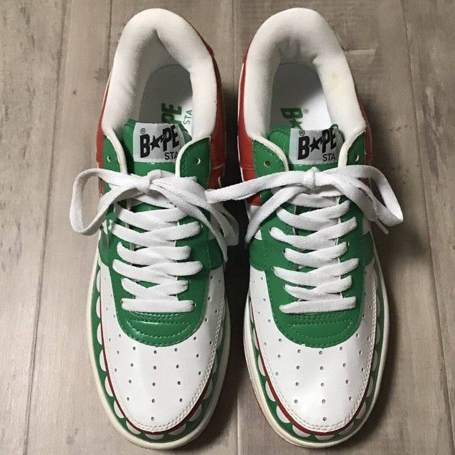 Bape × Kaws × Nigo KAWS CHOMPERS BAPE STA Patent Leather Sneakers APE NIGO Size US 9.5 / EU 42-43 - 4 Thumbnail