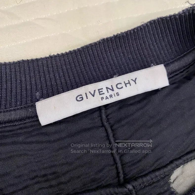 Givenchy Givenchy Distressed Hoodie M Size Size US M / EU 48-50 / 2 - 3 Thumbnail